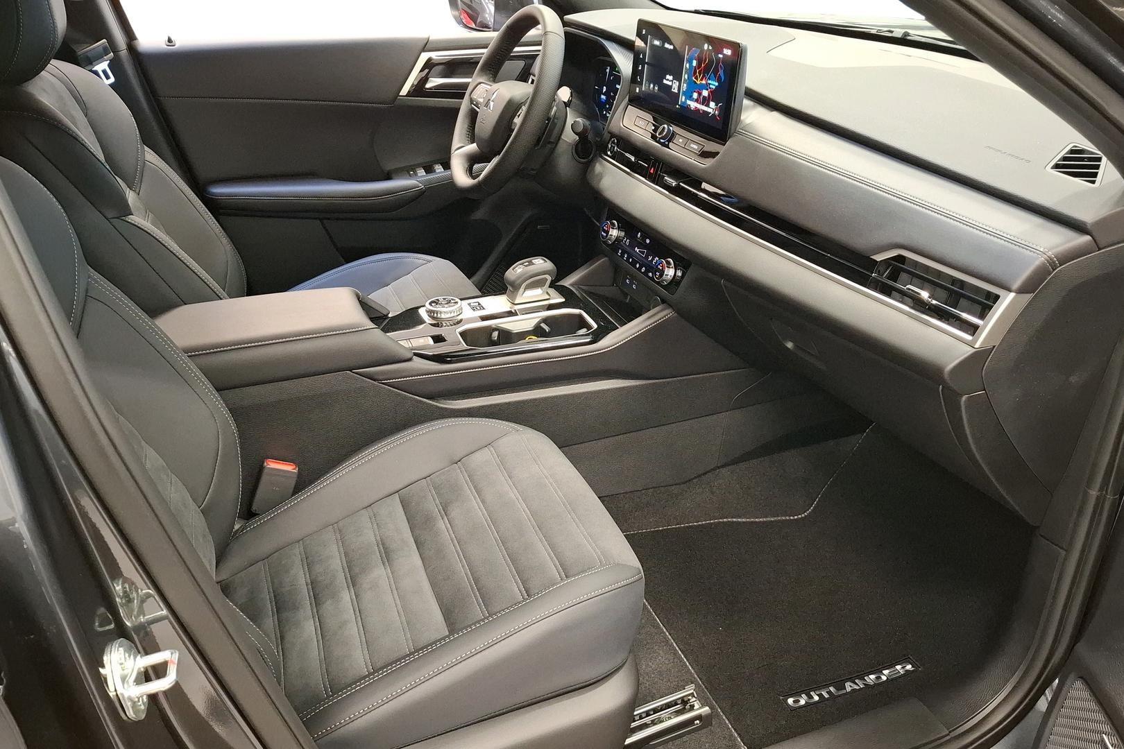 Mitsubishi Outlander 2026