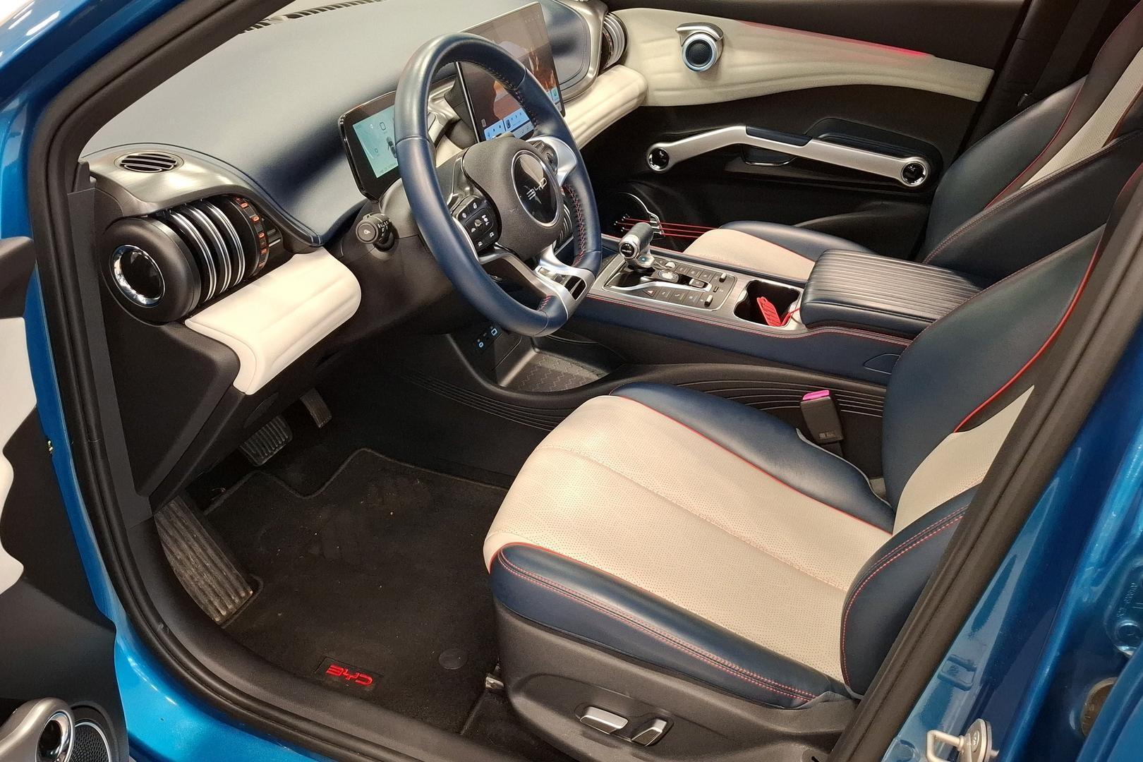 BYD Atto 3 7