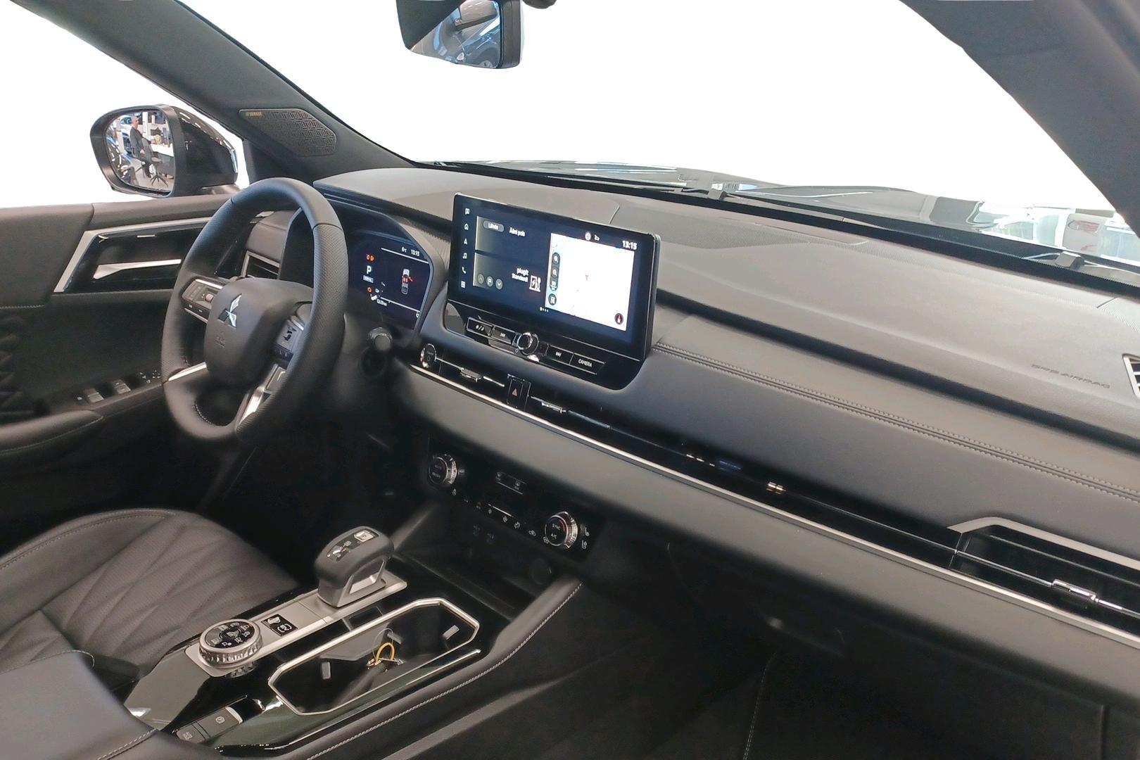 Mitsubishi Outlander 2026