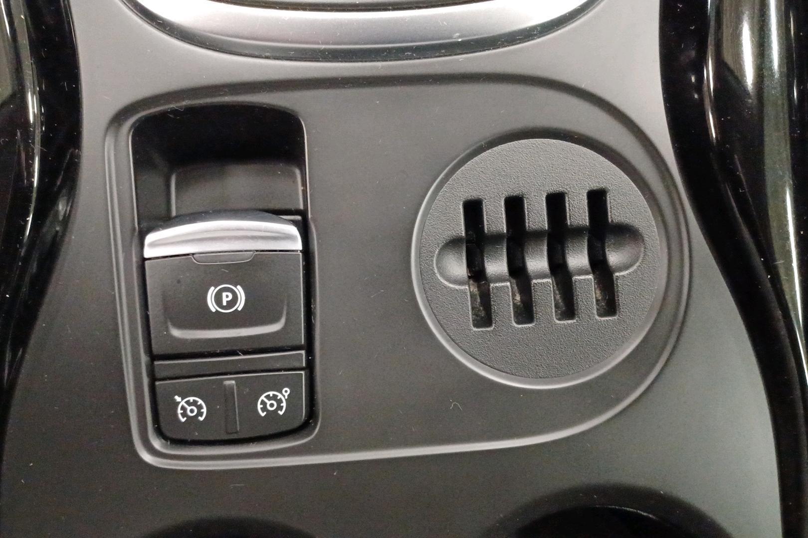 RENAULT Kadjar 2016