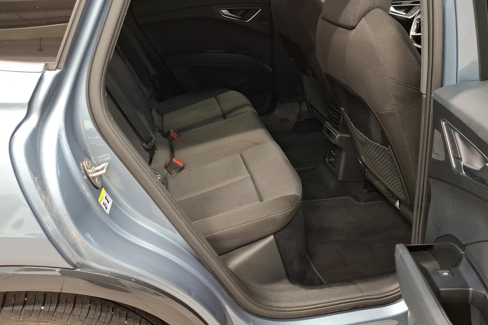 AUDI Q4 e-tron 2022