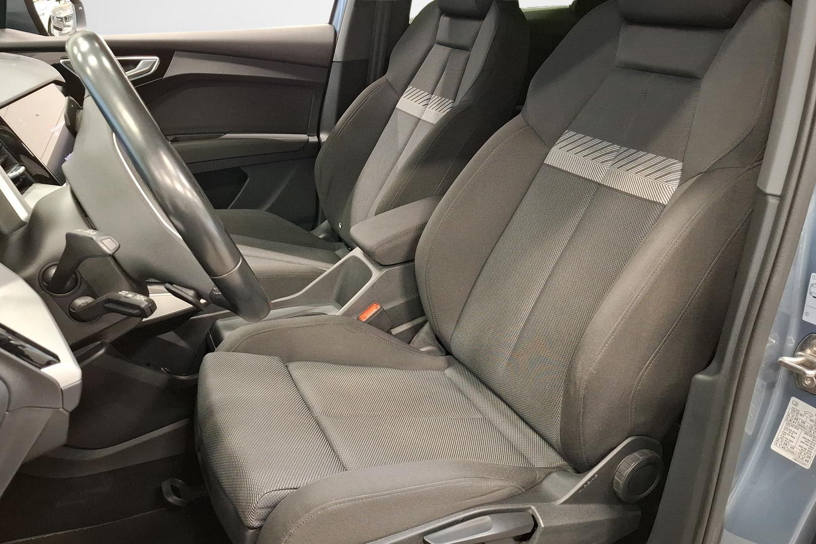 AUDI Q4 e-tron 2022