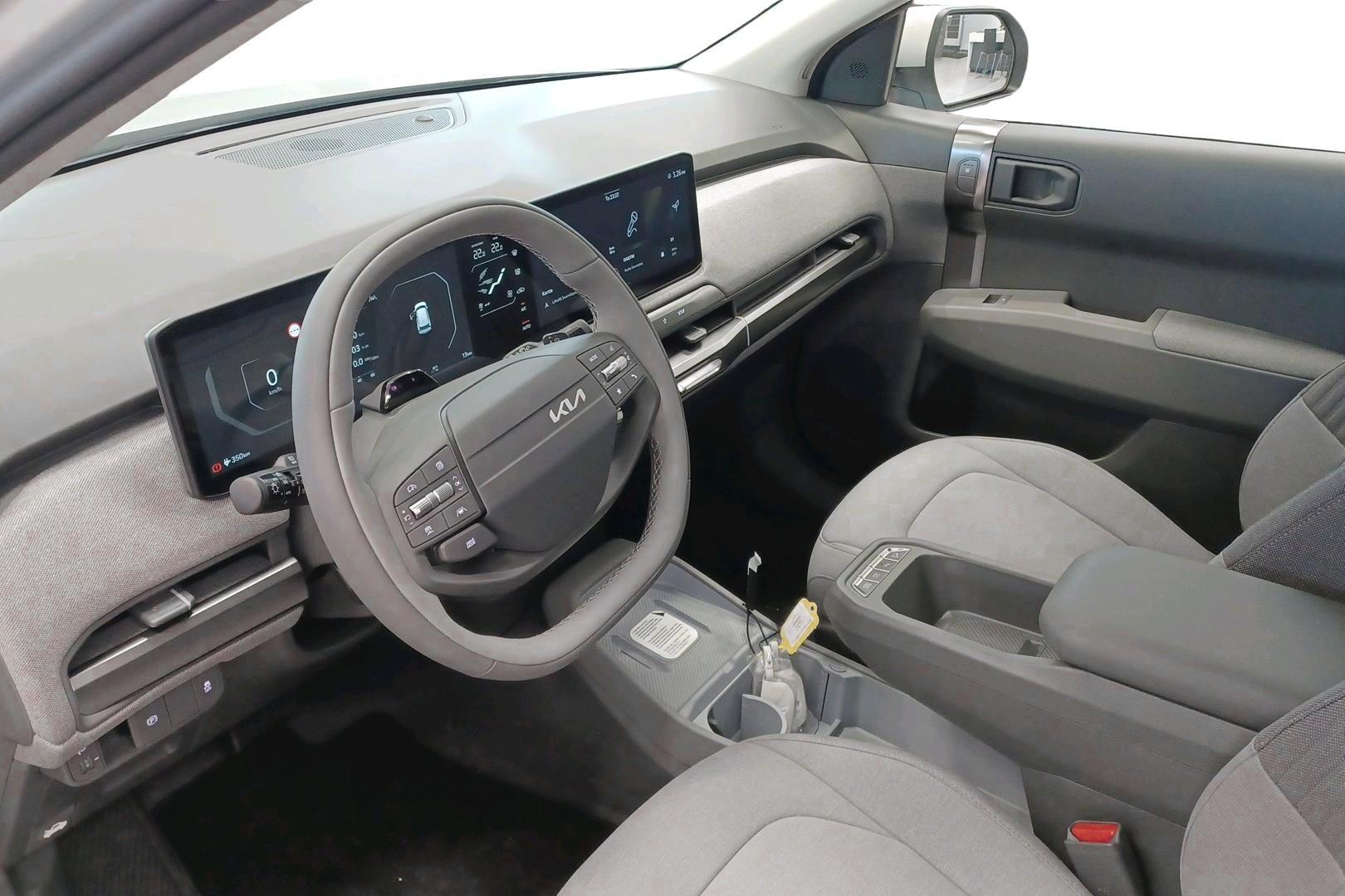 Kia EV3 7