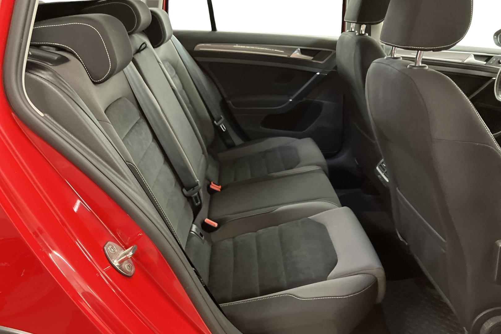 Volkswagen Golf 2016