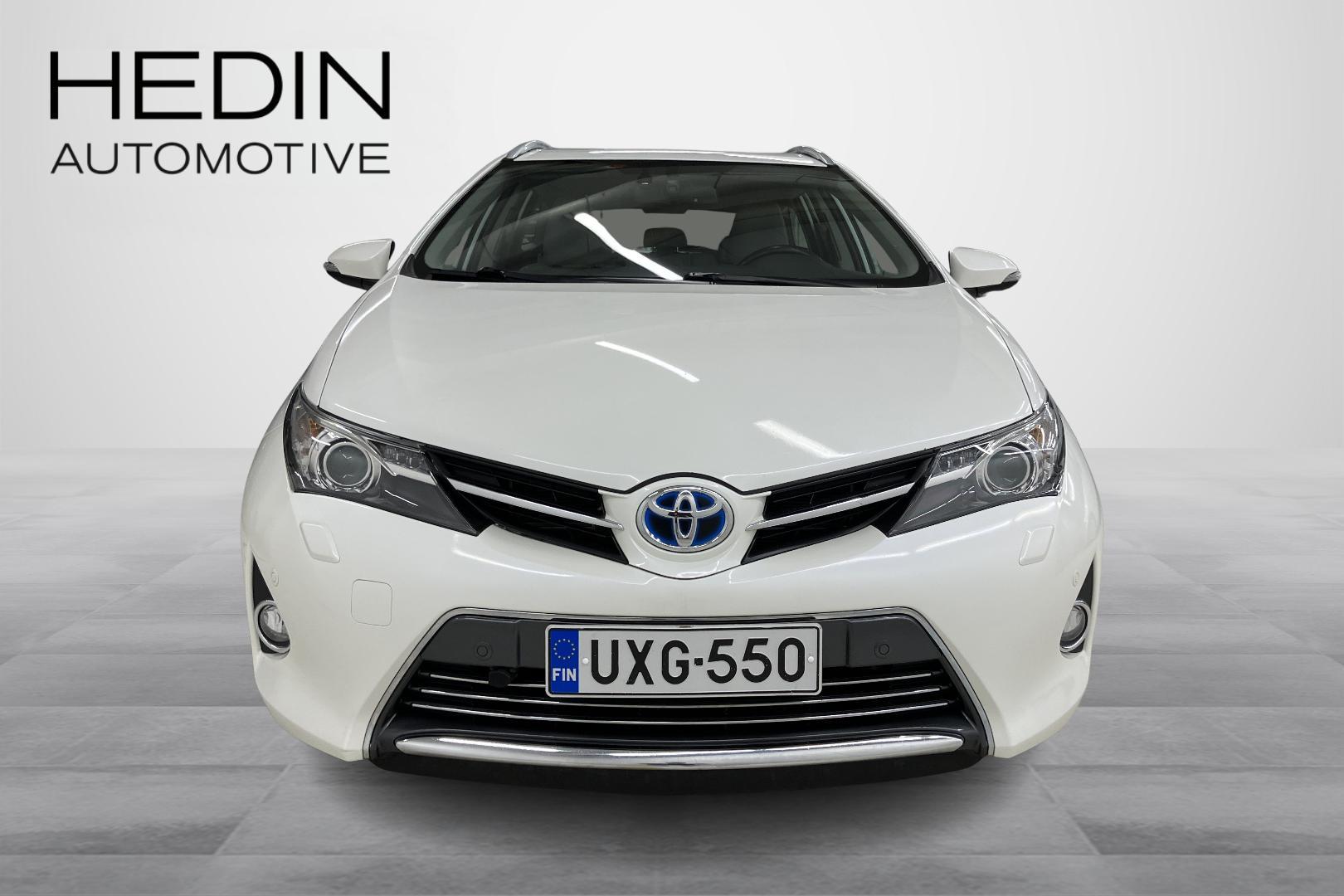 Toyota Auris 2013