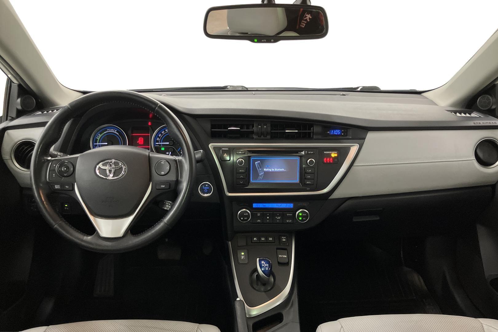 Toyota Auris 2013