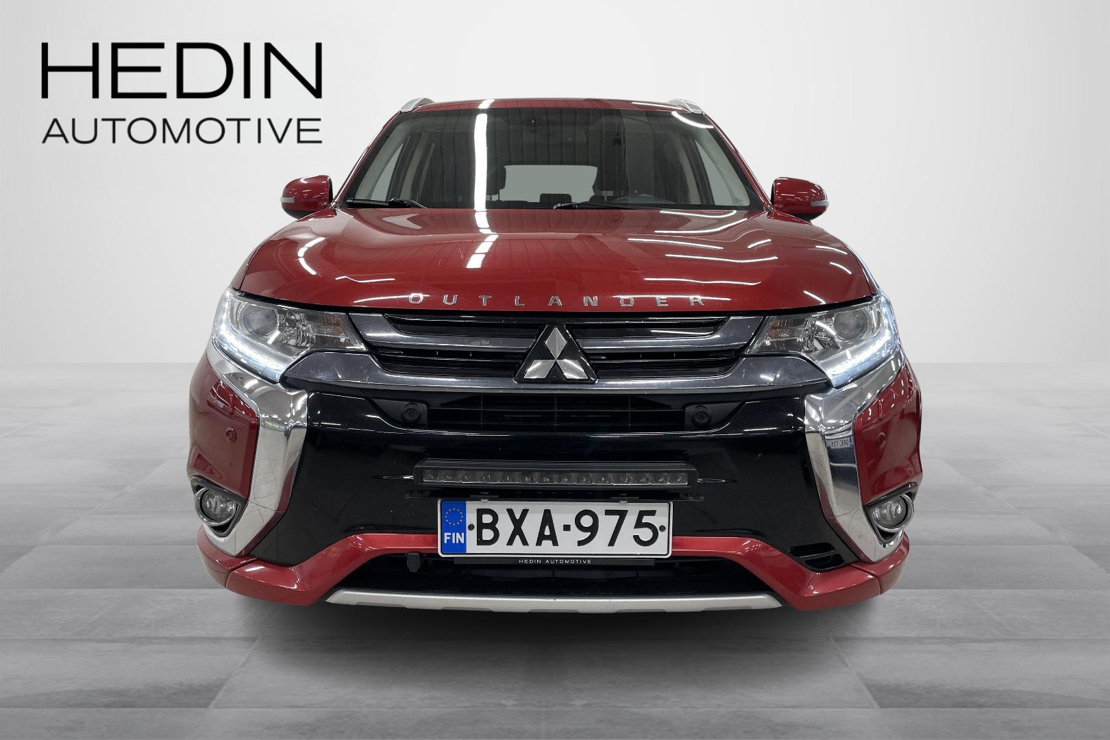 MITSUBISHI Outlander PHEV 2016
