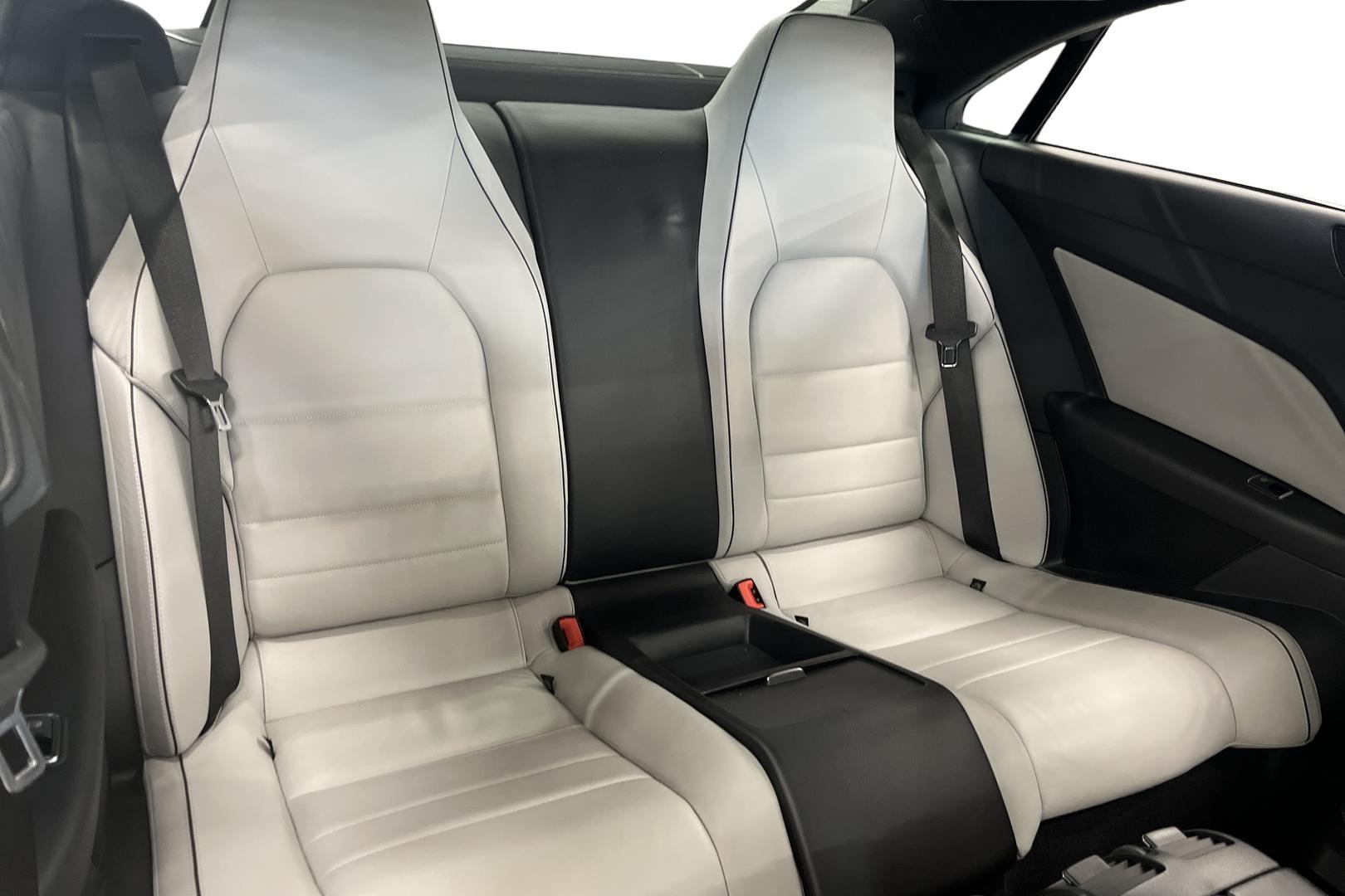 MERCEDES-BENZ E 2015