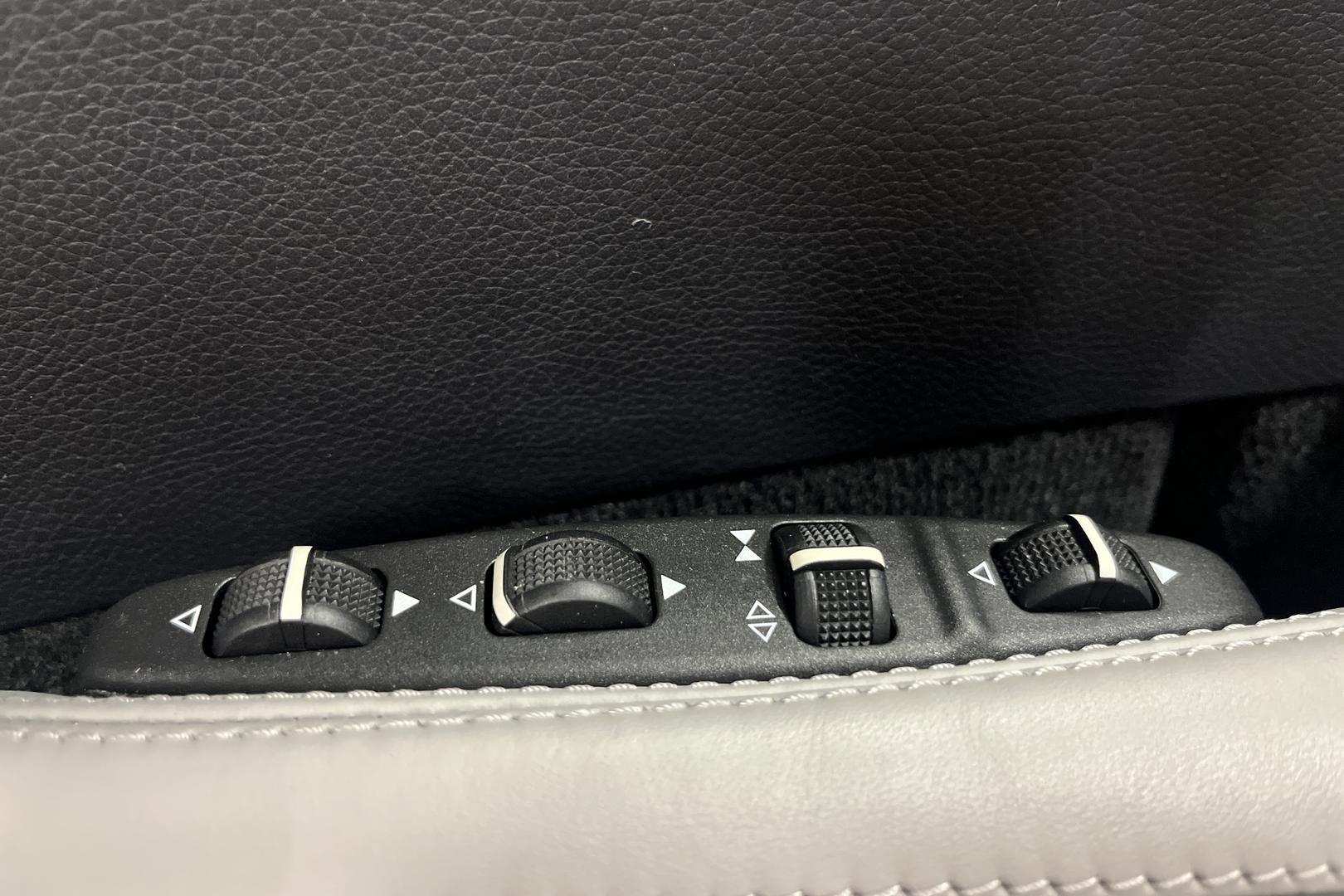 MERCEDES-BENZ E 2015