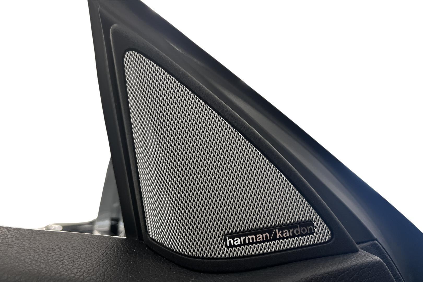 MERCEDES-BENZ E 2015