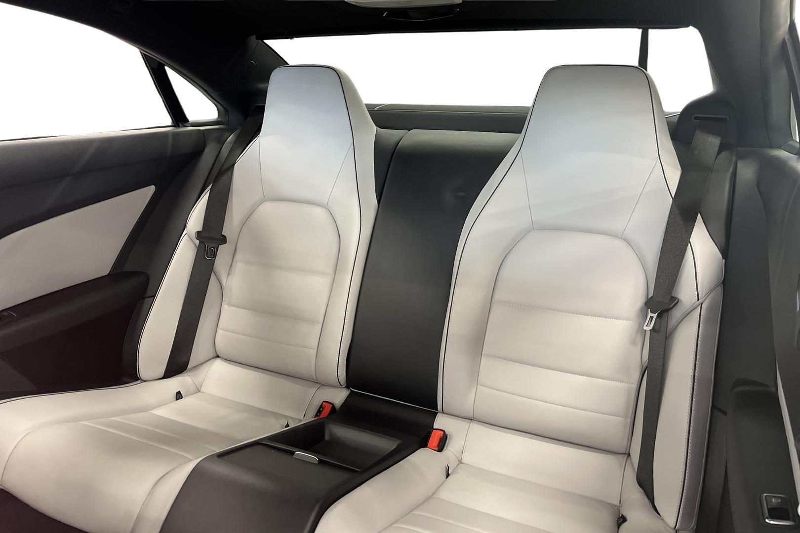MERCEDES-BENZ E 2015