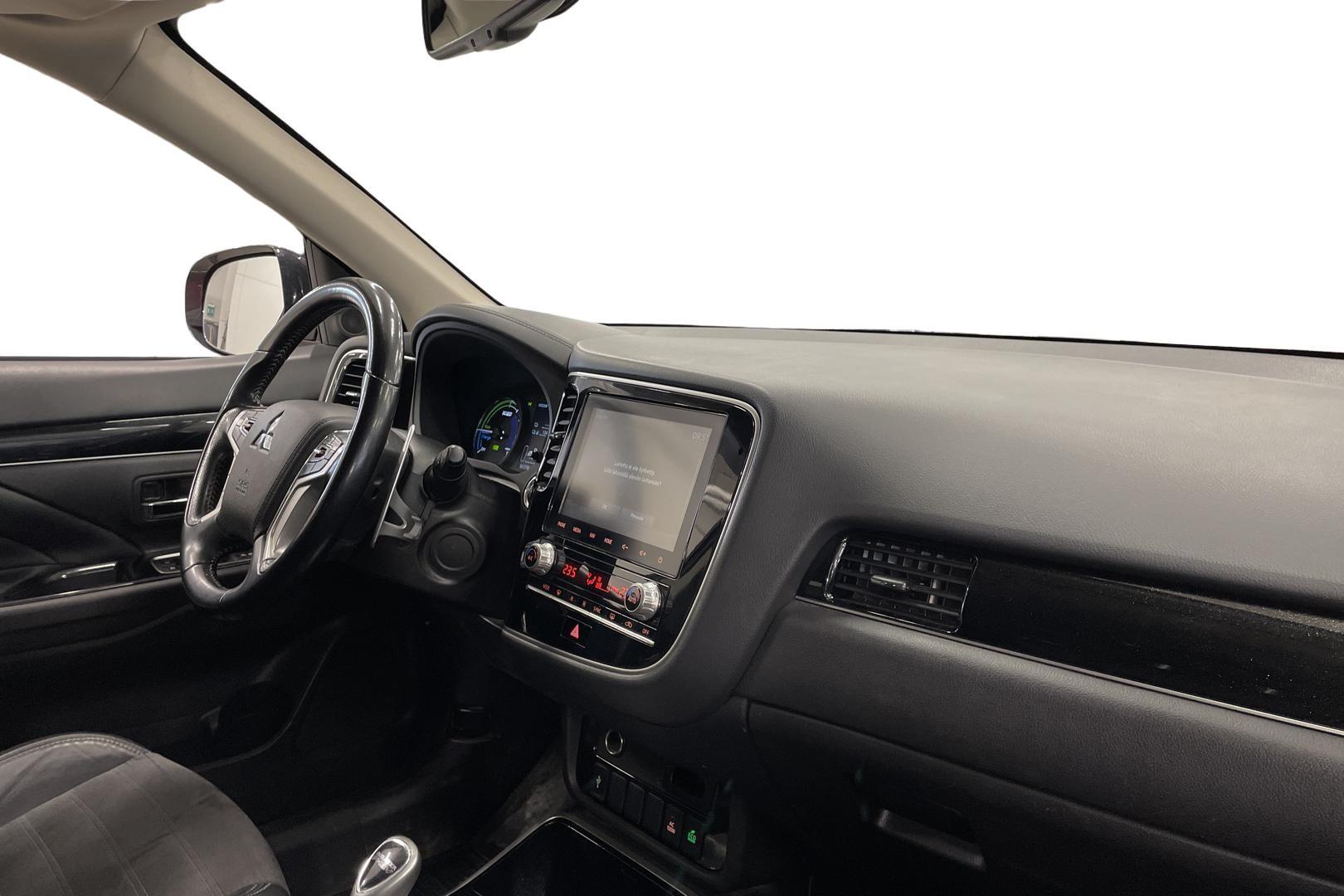 Mitsubishi Outlander PHEV 2019