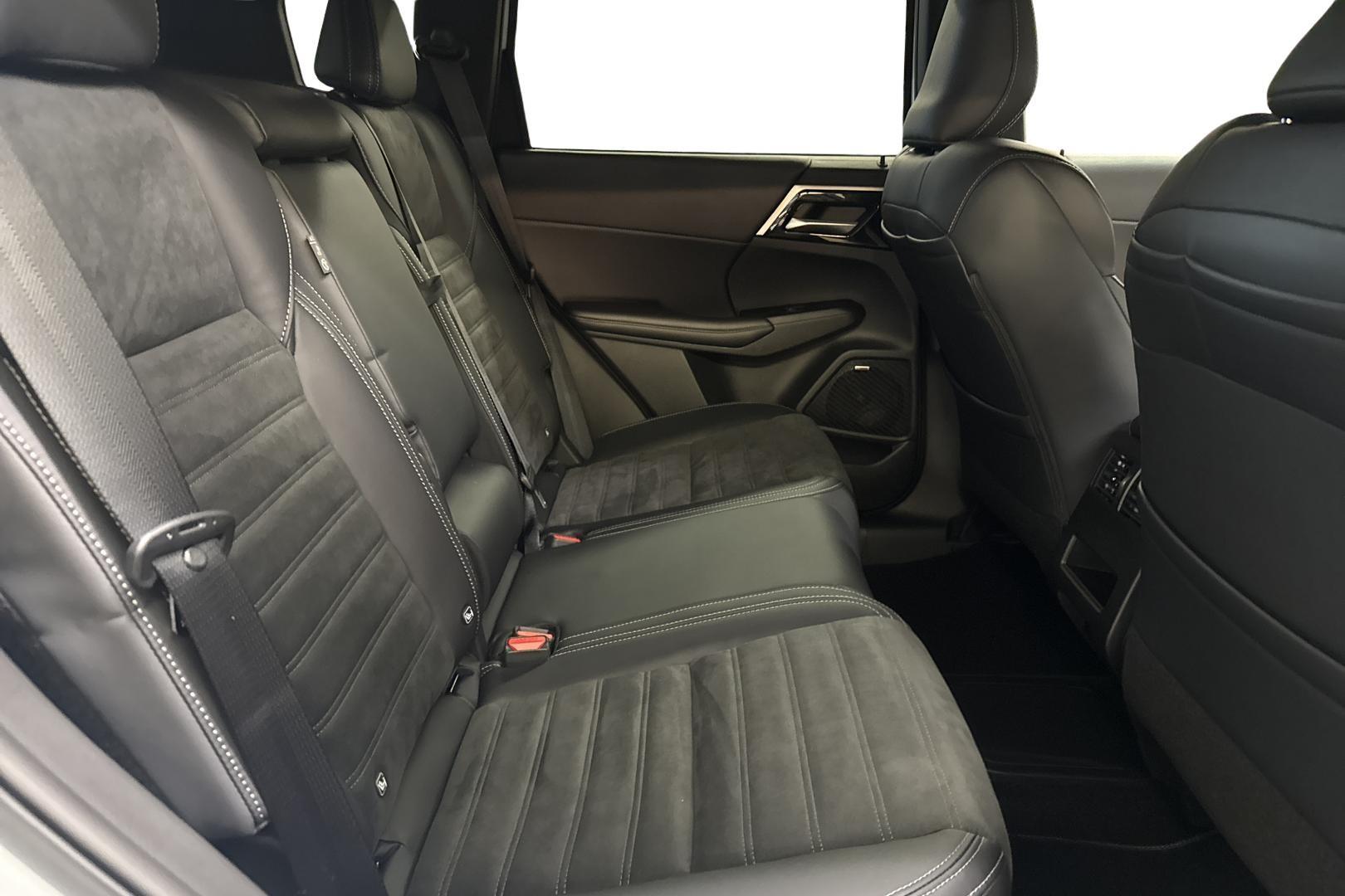 Mitsubishi Outlander 2026