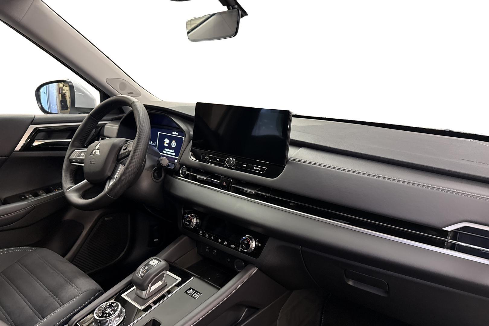 Mitsubishi Outlander 2026