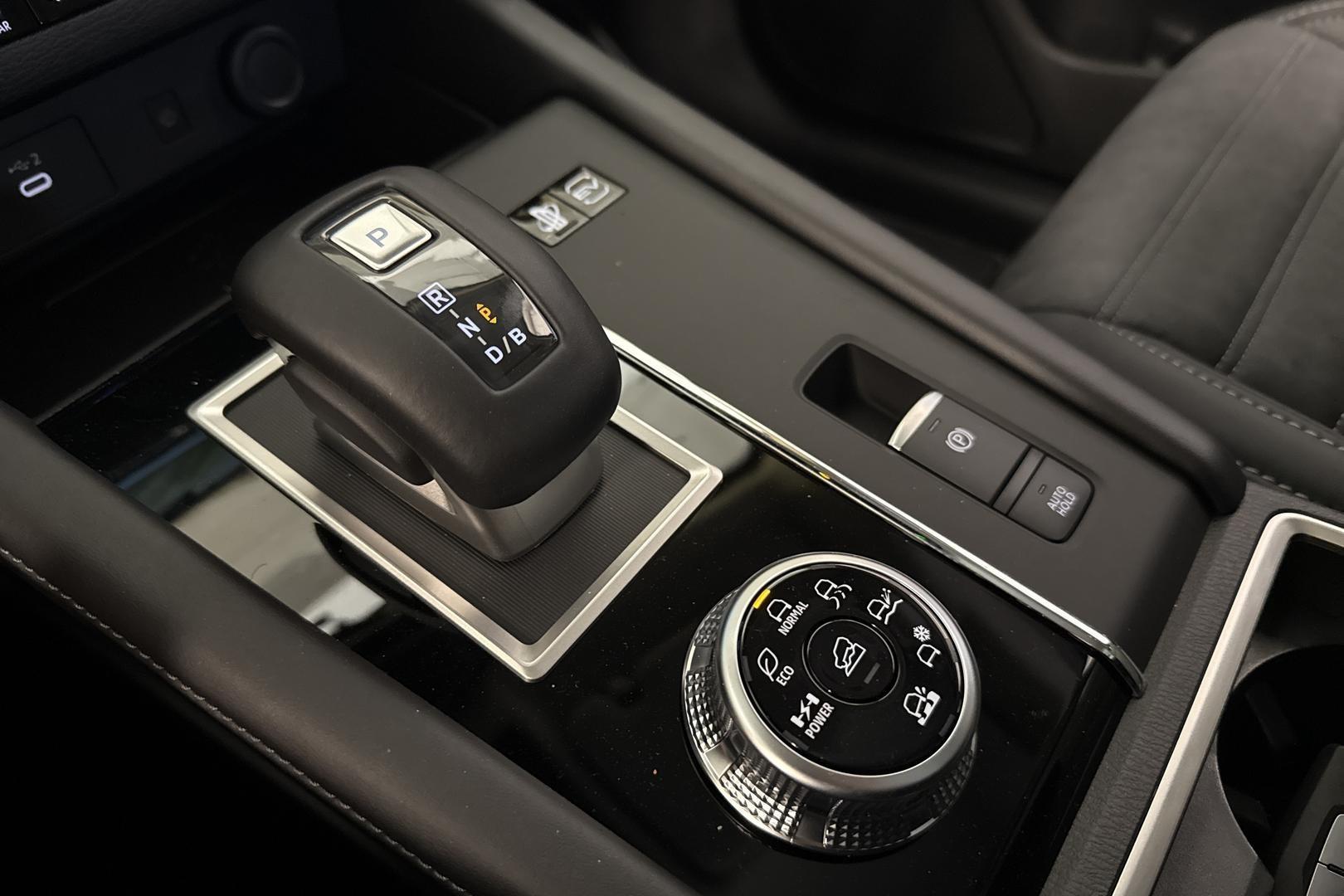 Mitsubishi Outlander 2026