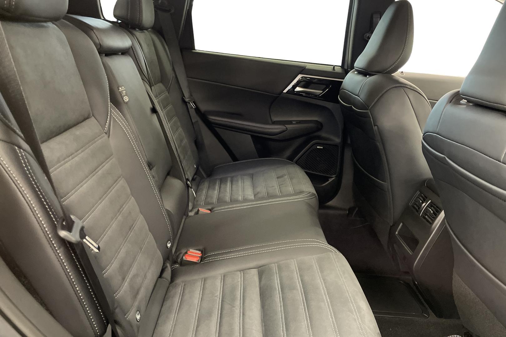 Mitsubishi Outlander 2026