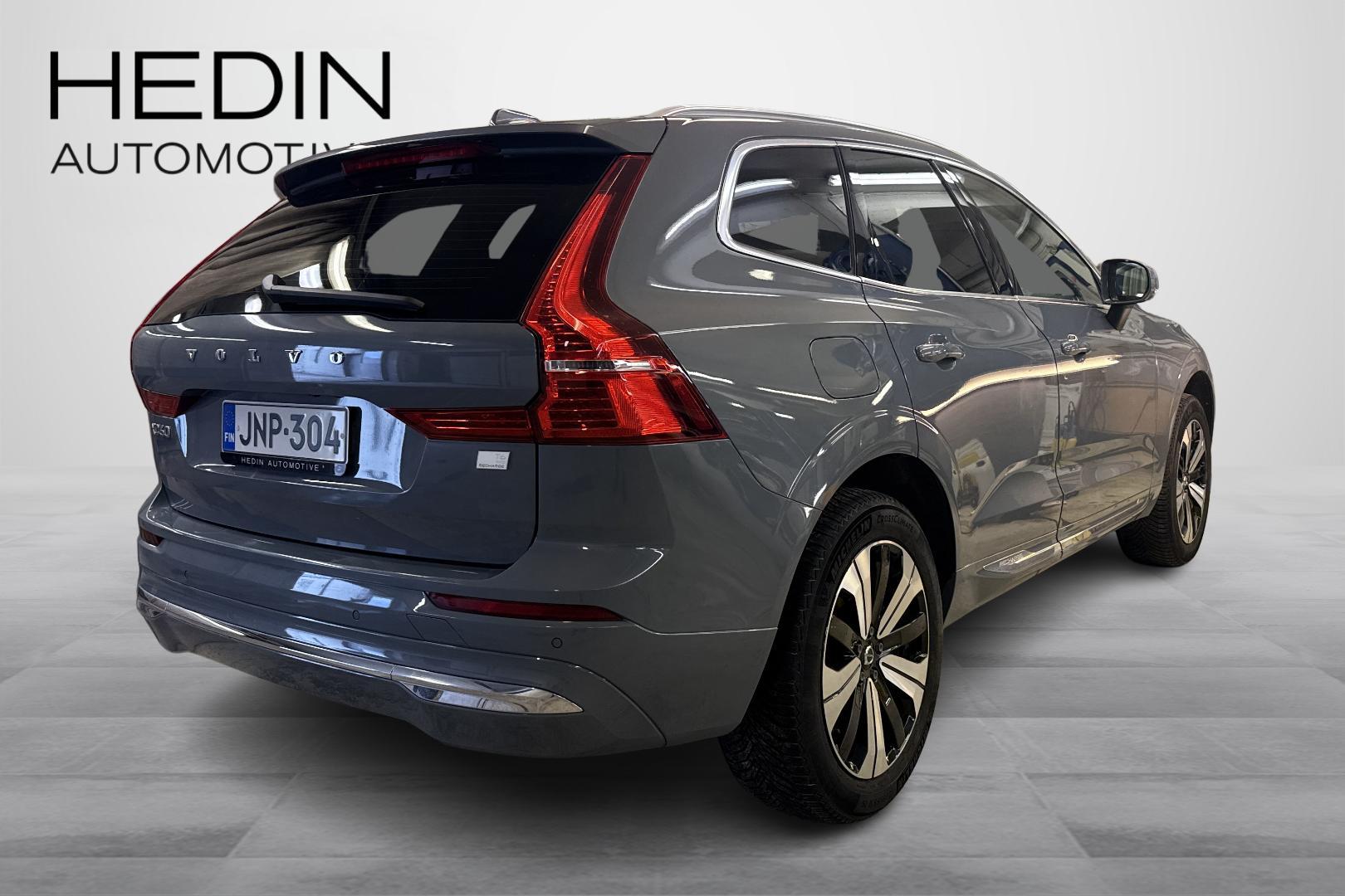 VOLVO XC60 2022