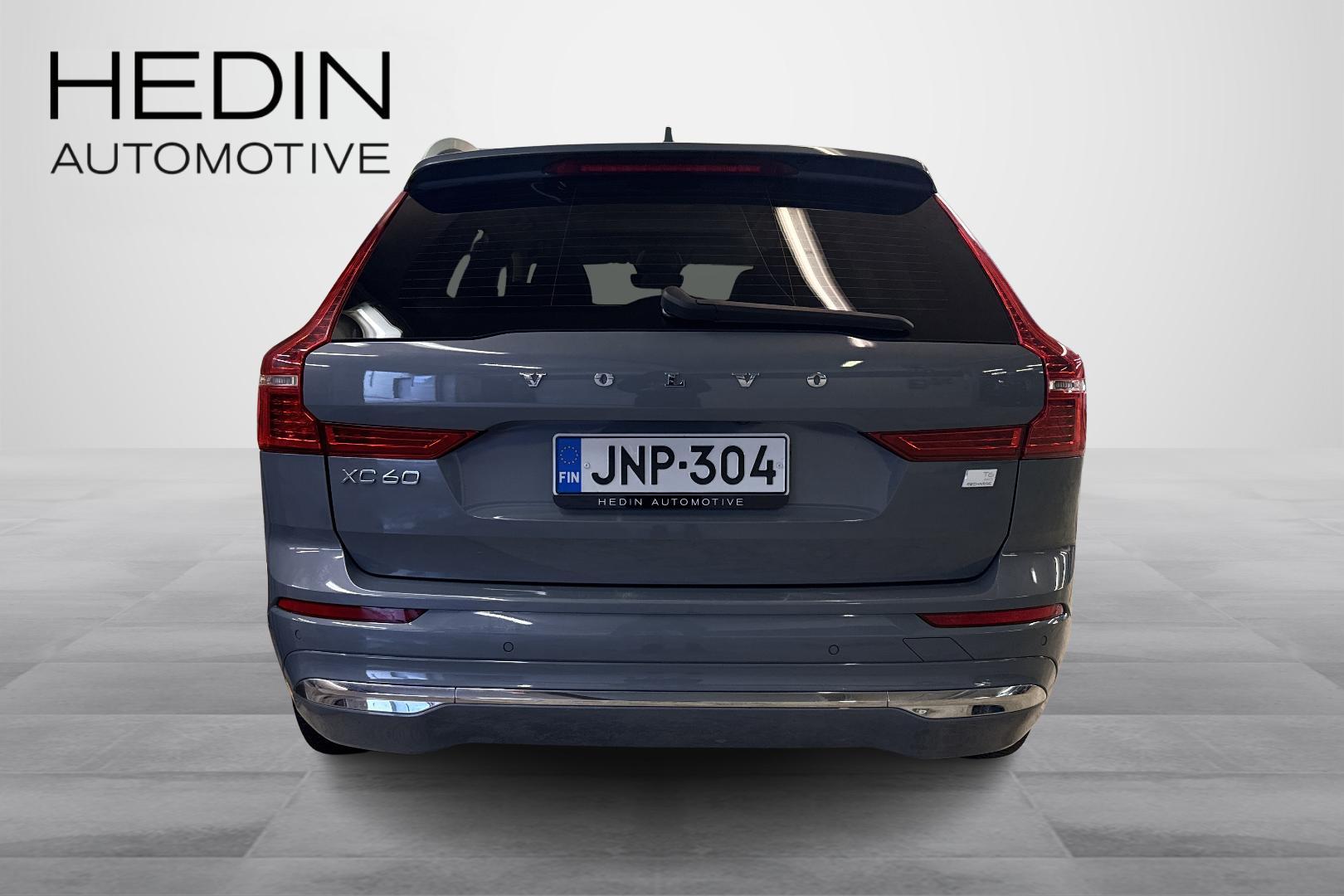 VOLVO XC60 2022