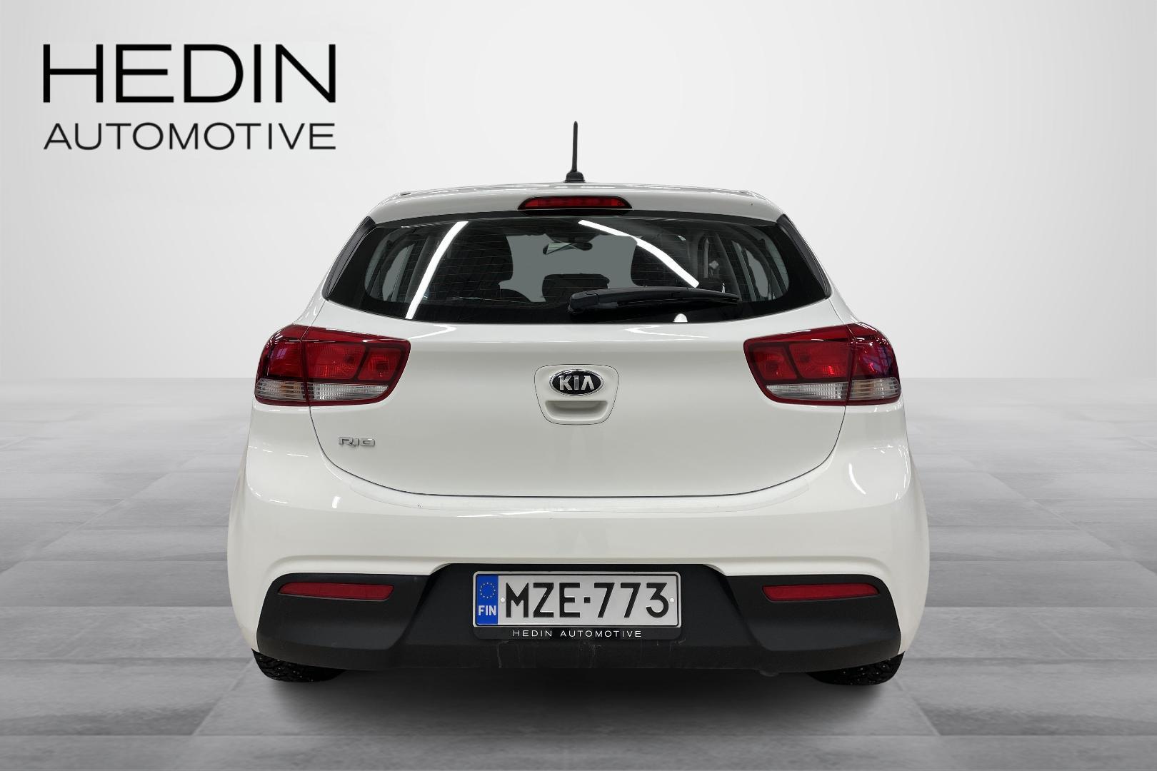KIA Rio 2021