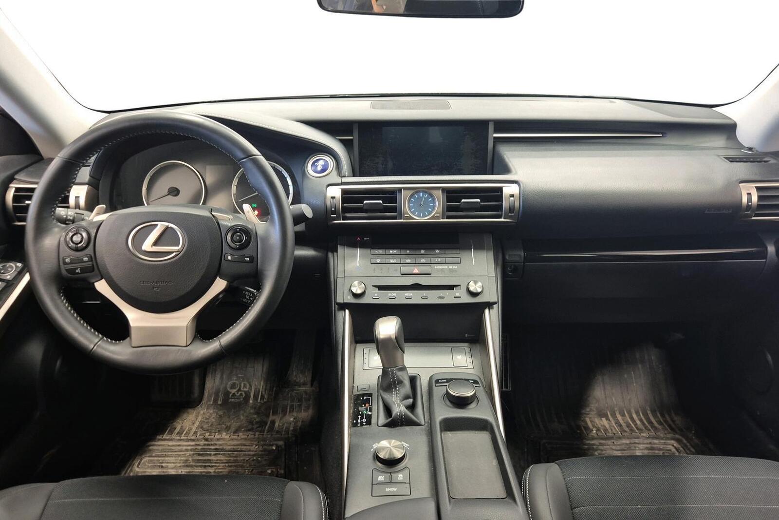 Lexus IS 2015