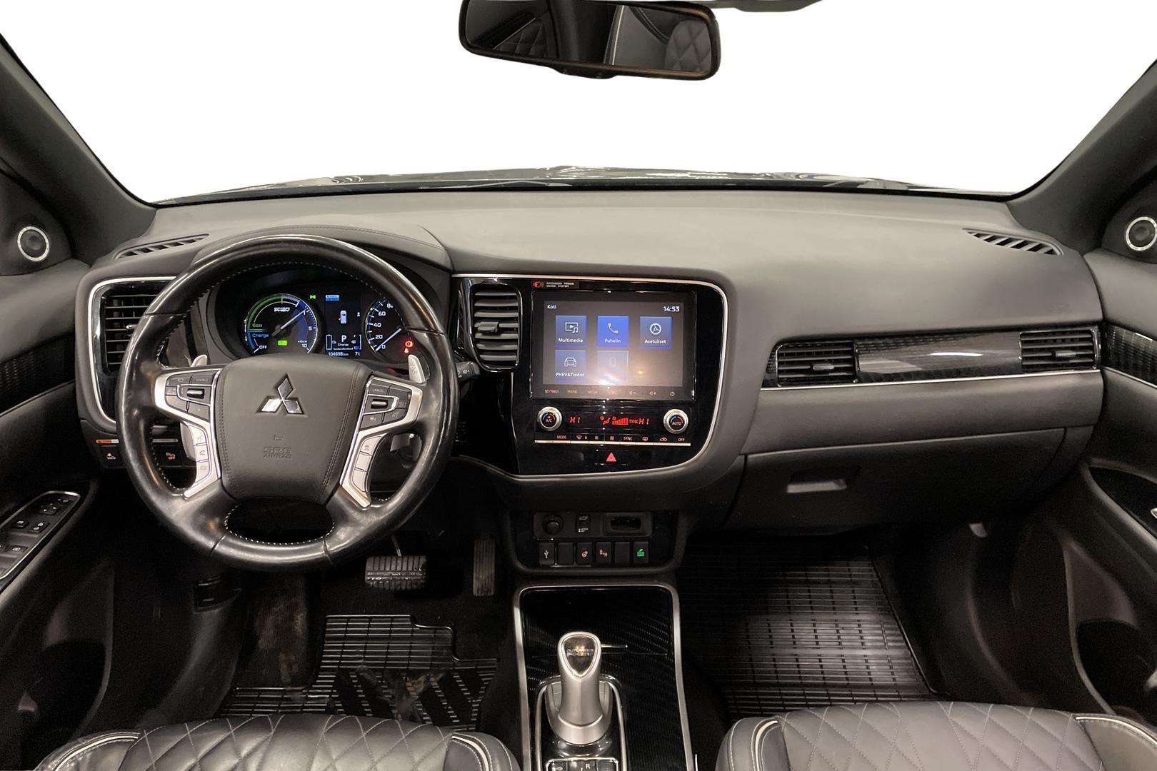 Mitsubishi Outlander PHEV 2021