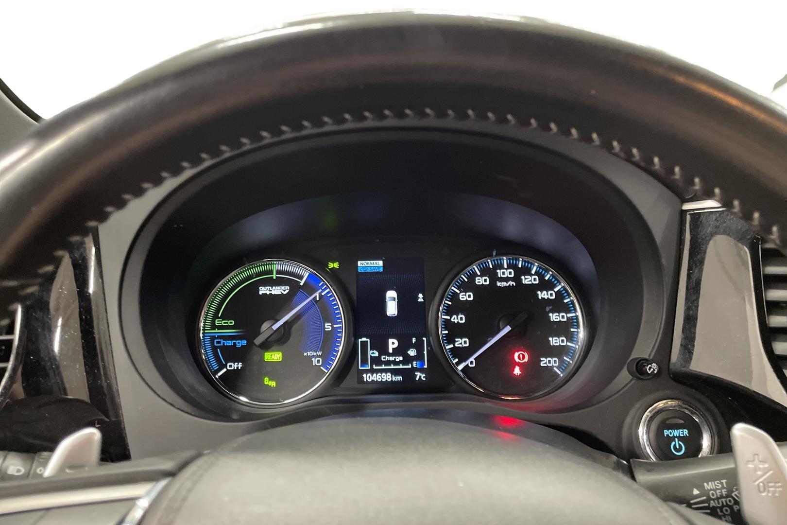 Mitsubishi Outlander PHEV 2021