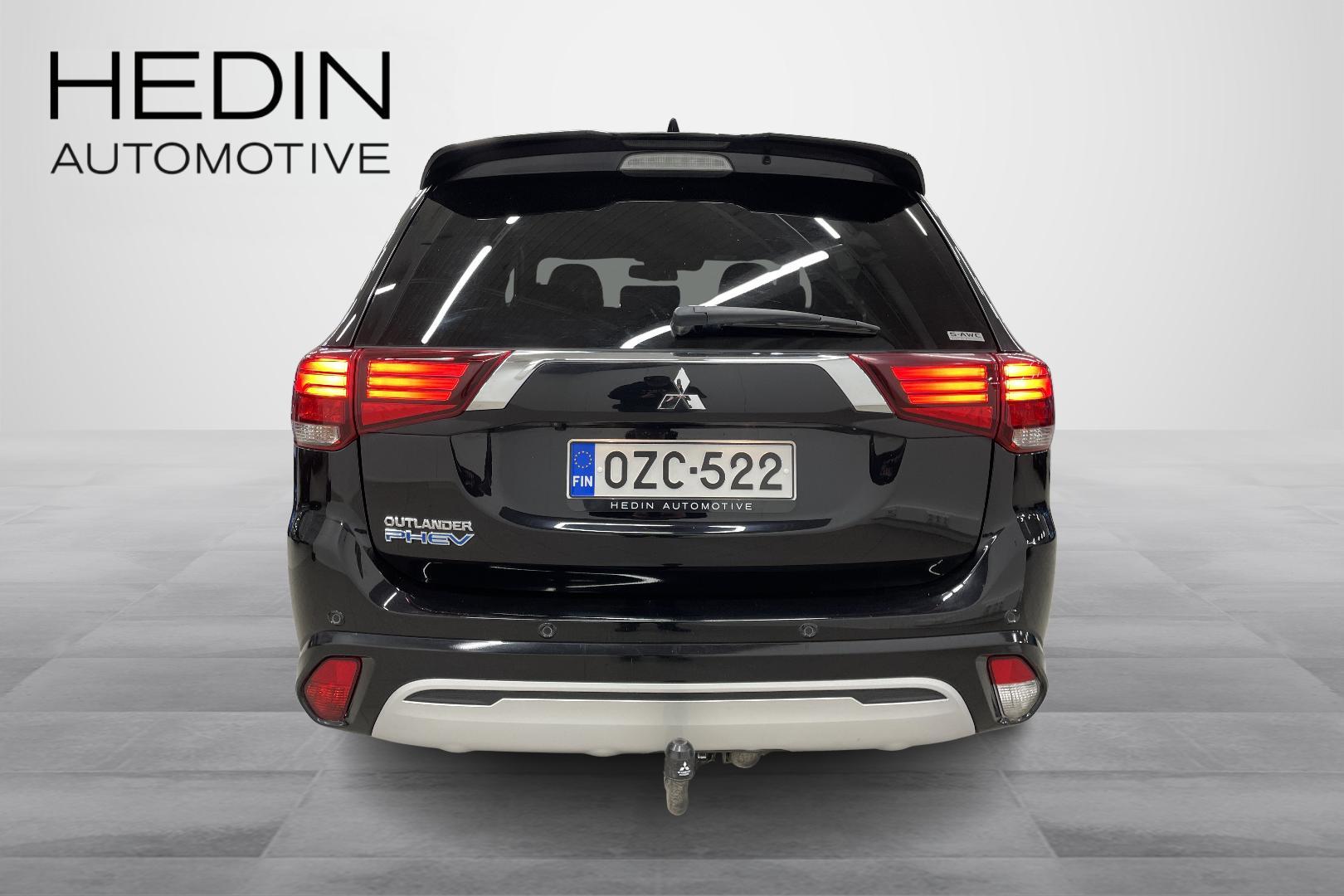 Mitsubishi Outlander PHEV 2021