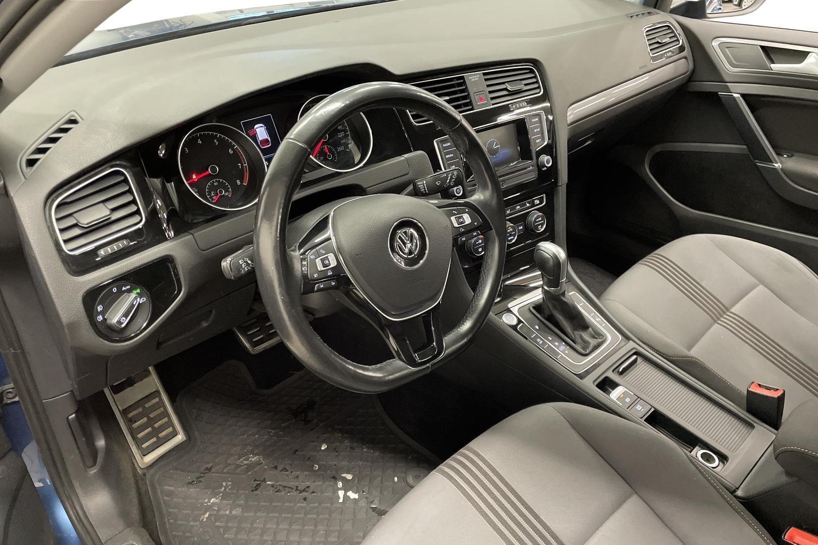 Volkswagen Golf 2016