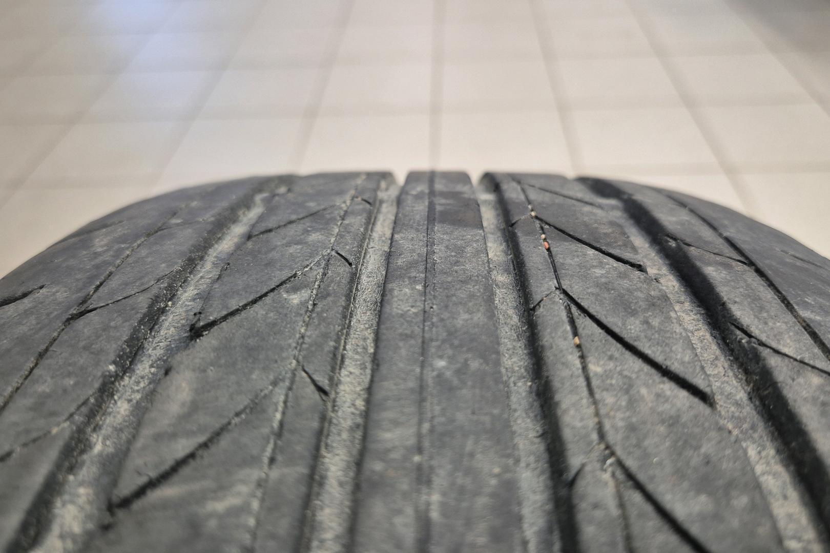 MITSUBISHI Outlander PHEV 2019