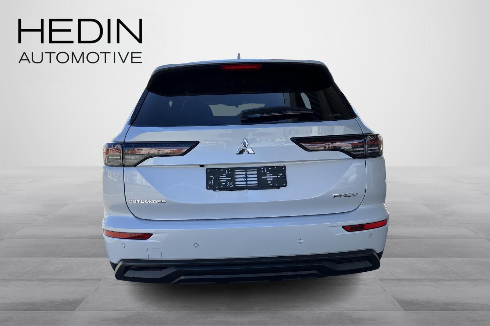 Mitsubishi Outlander 2025