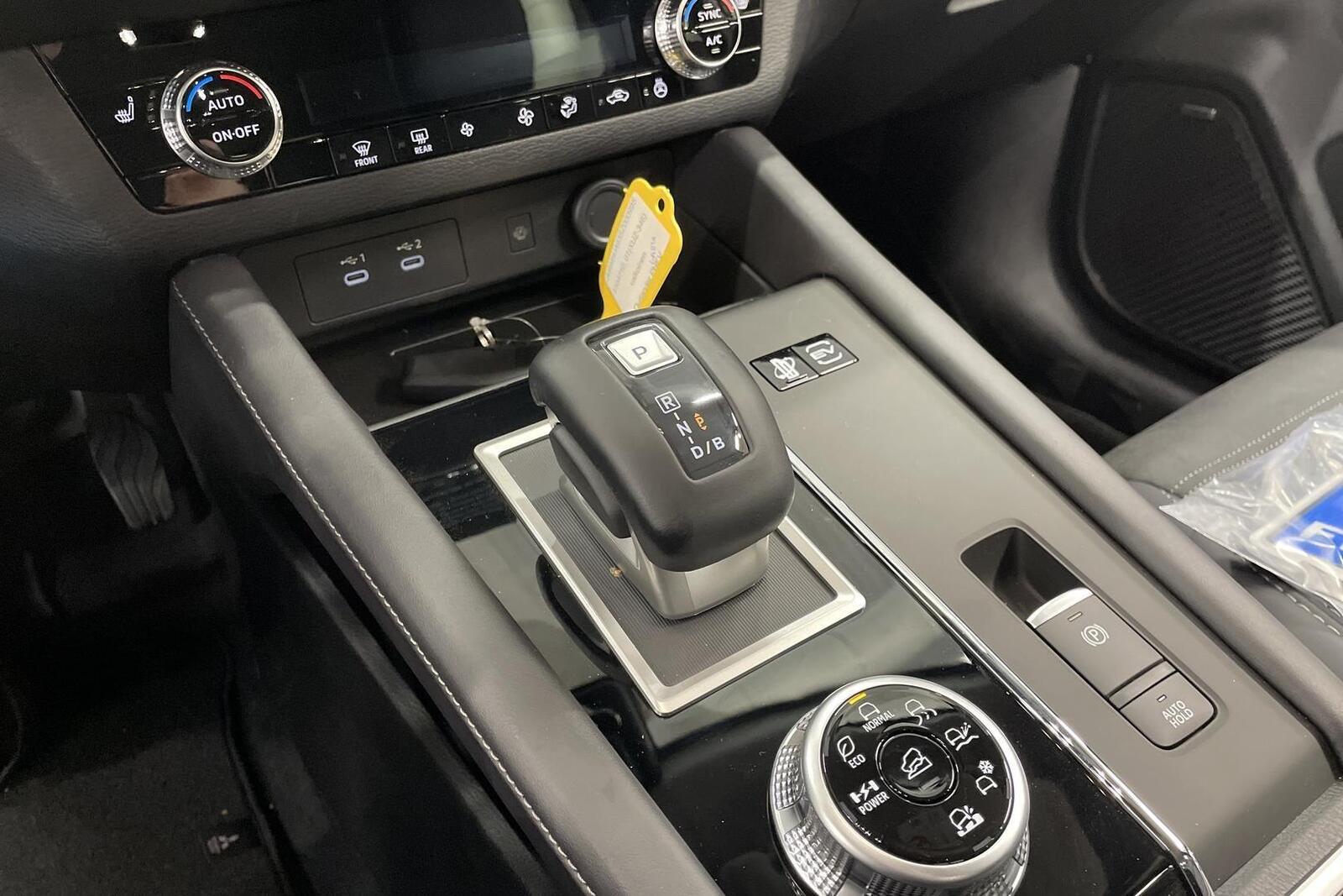 Mitsubishi Outlander 2026