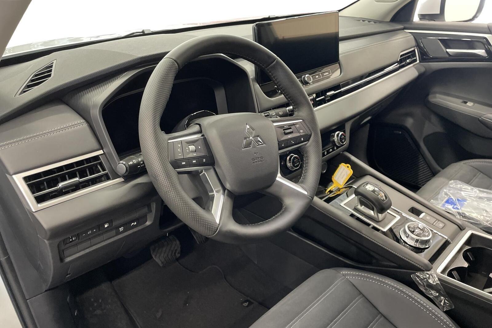 Mitsubishi Outlander 2026