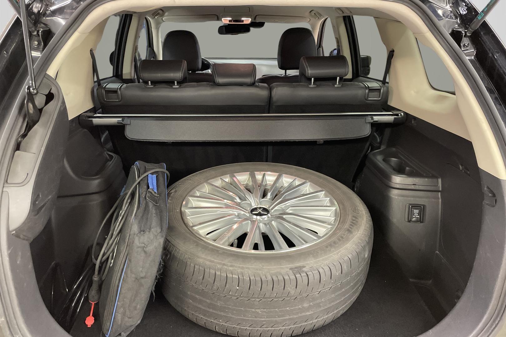 Mitsubishi Outlander PHEV 2021