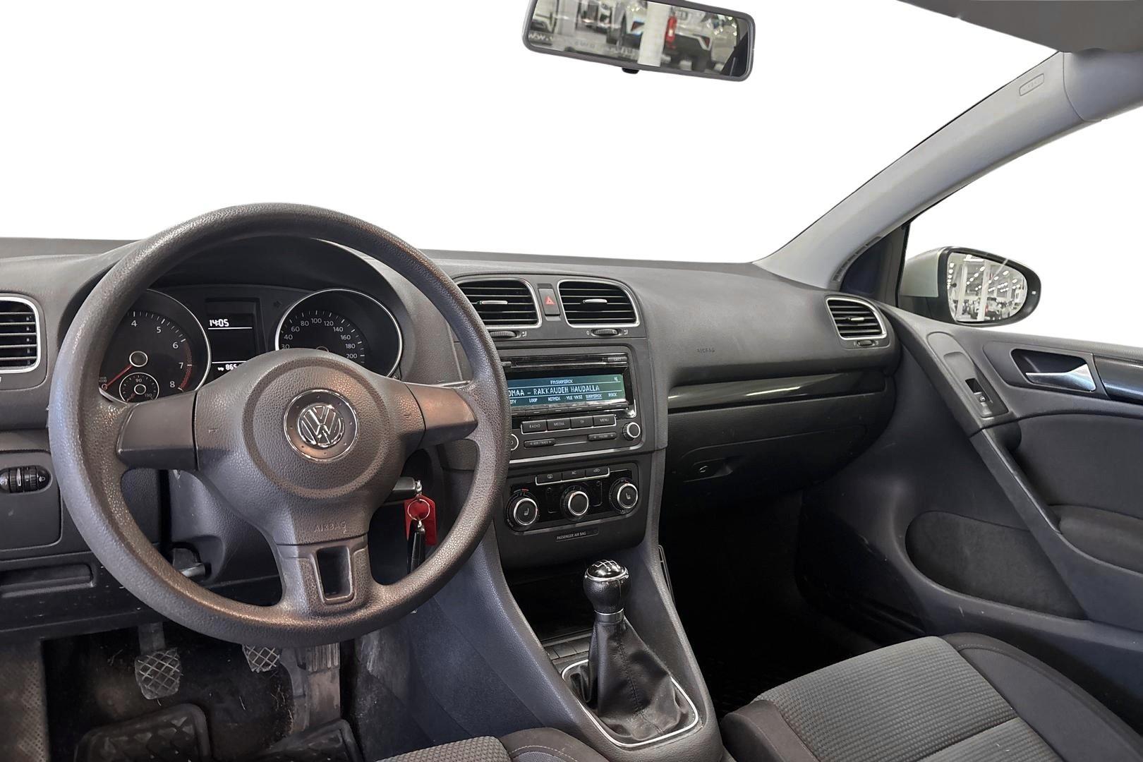 VOLKSWAGEN GOLF 2012