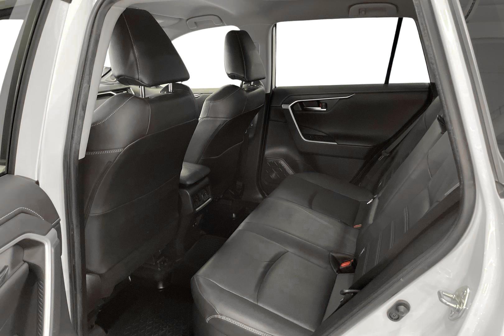Toyota RAV4 9