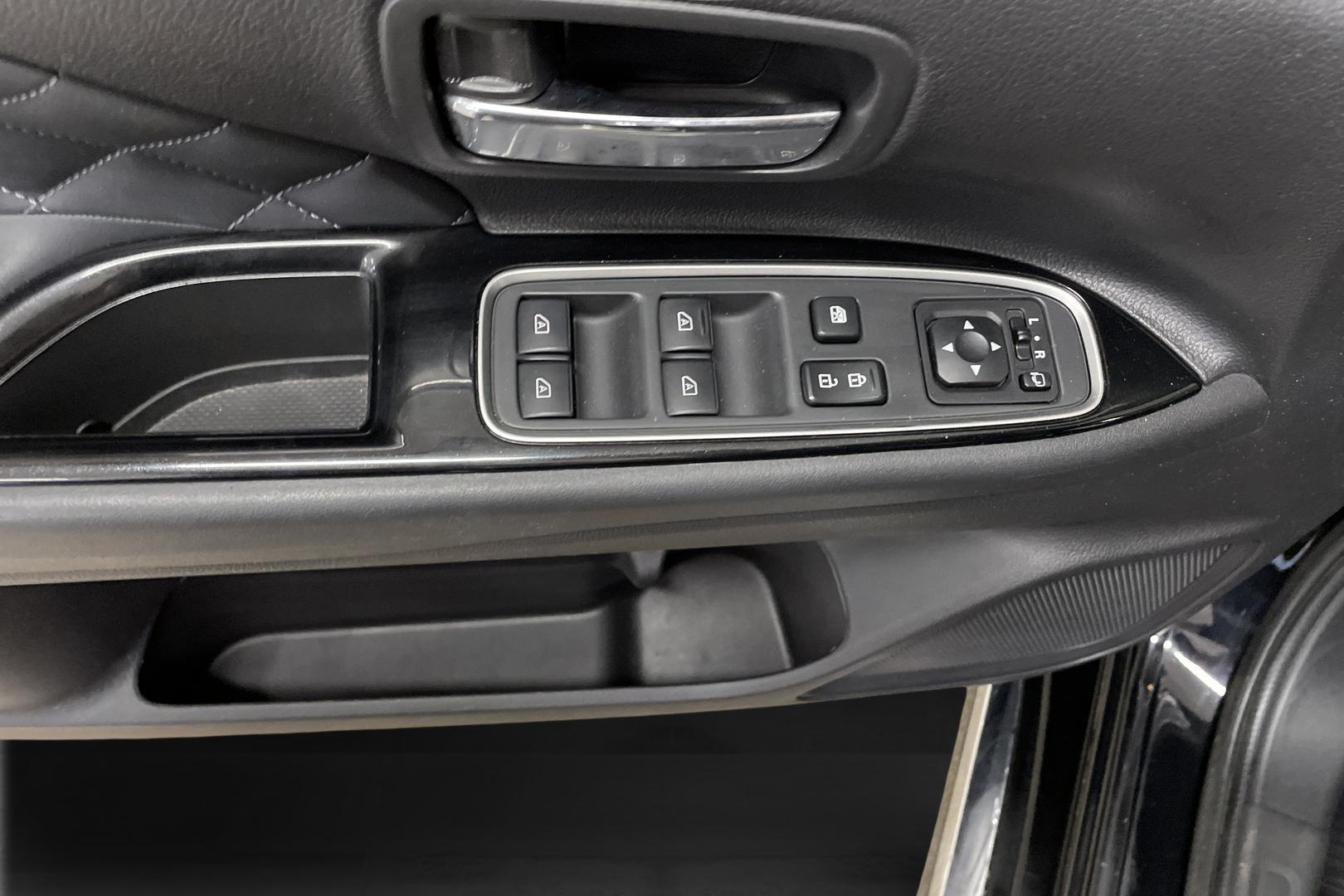 Mitsubishi Outlander PHEV 2019