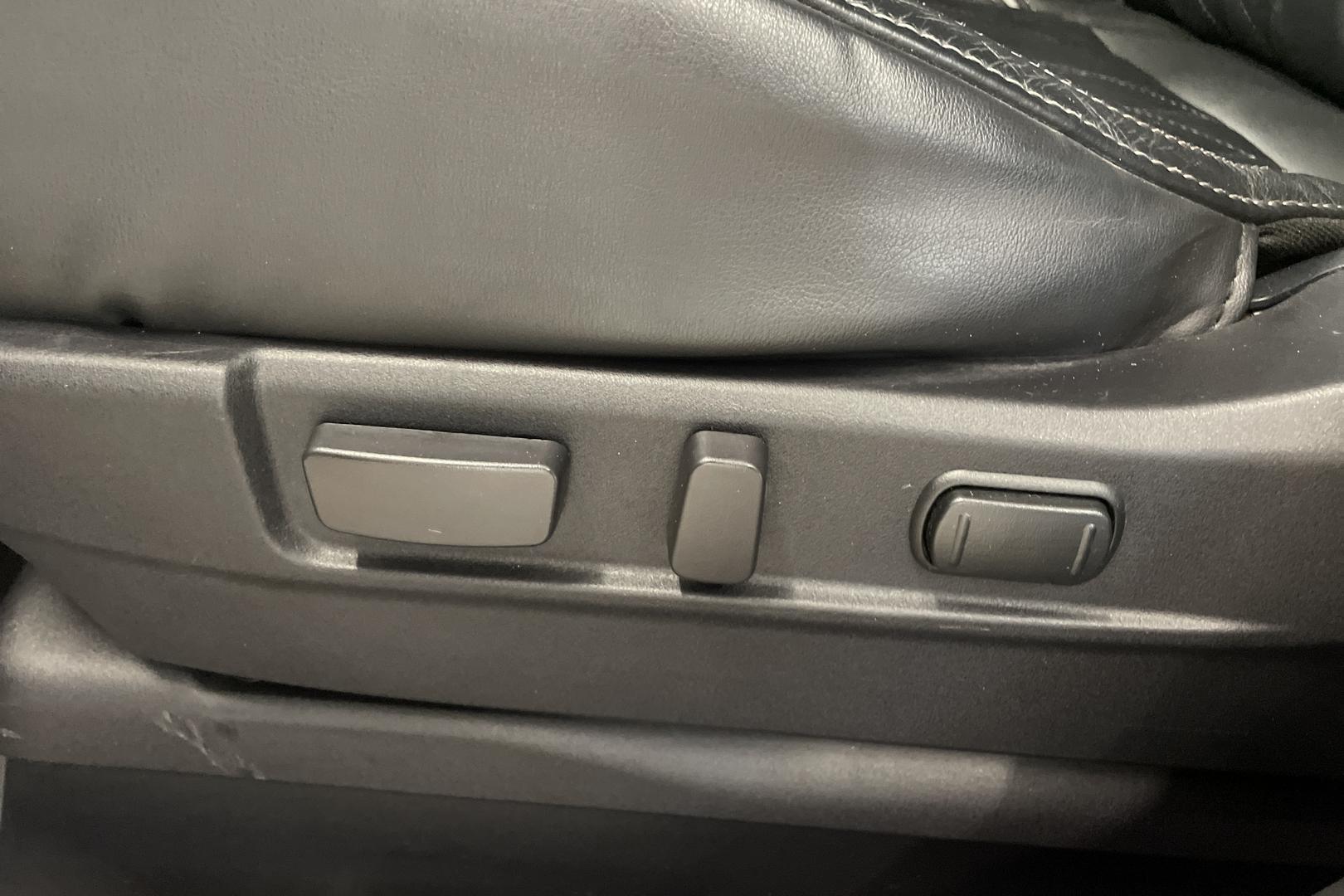 Mitsubishi Outlander PHEV 2020