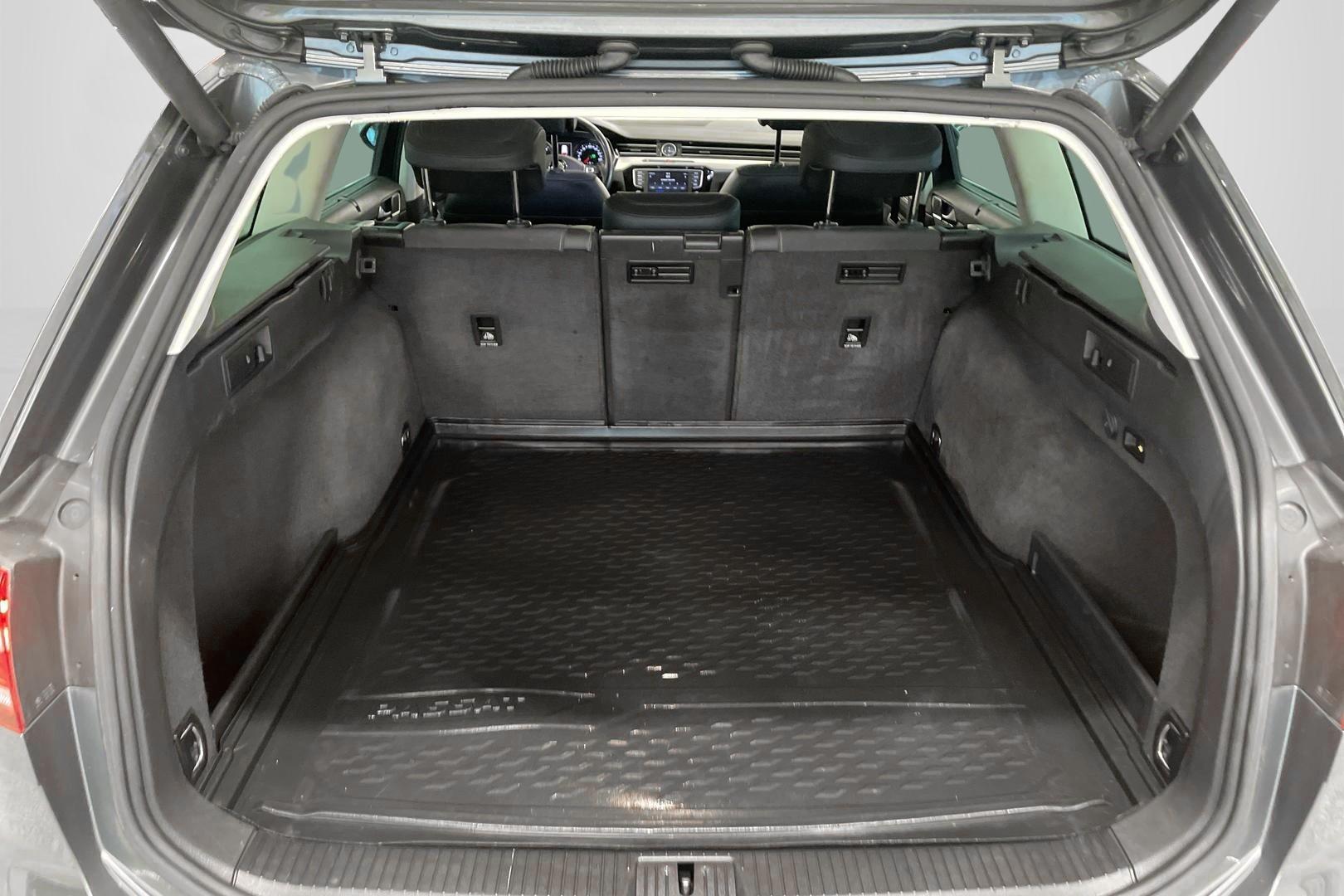 Volkswagen Passat 10