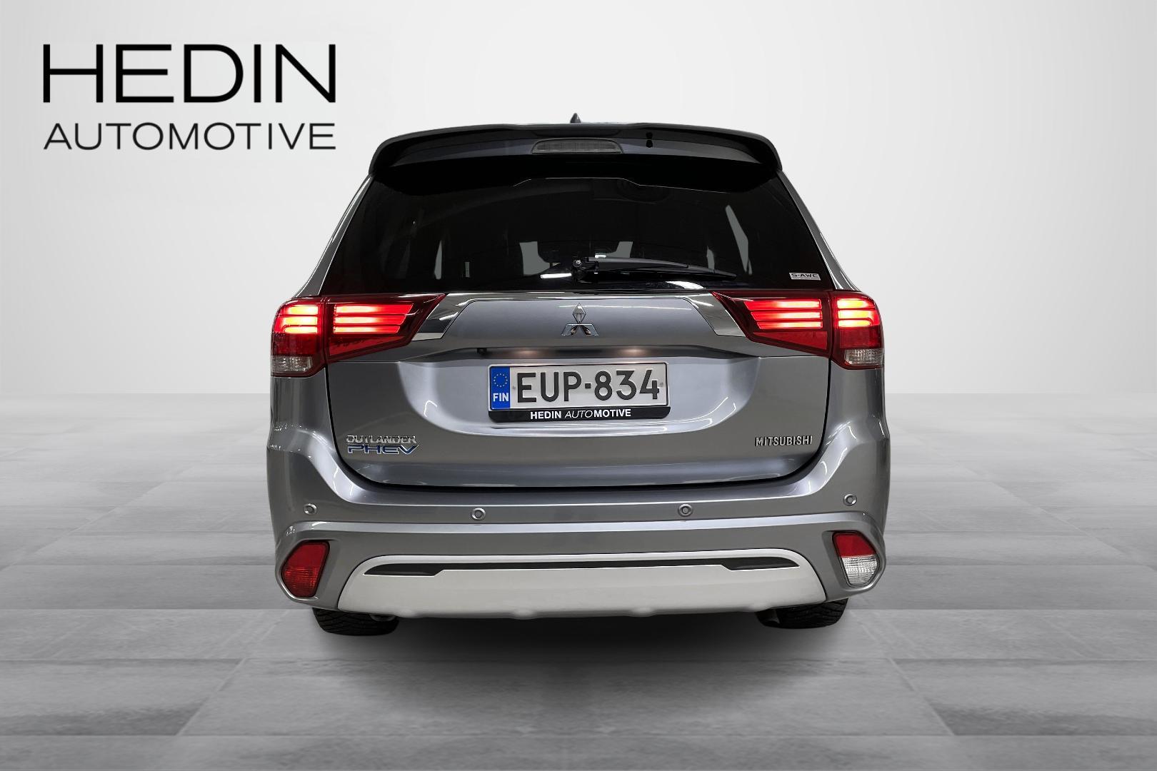 Mitsubishi Outlander PHEV 2020