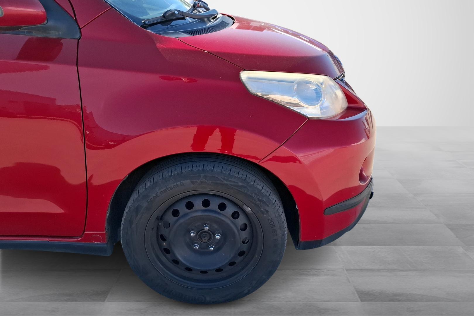 TOYOTA URBAN CRUISER 2010