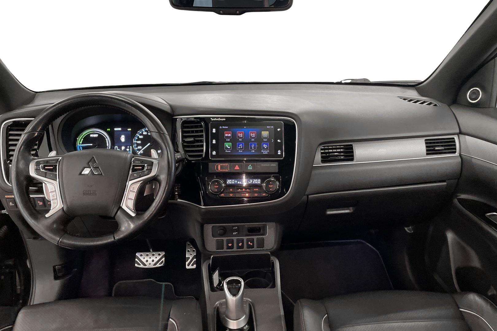 Mitsubishi Outlander PHEV 2018
