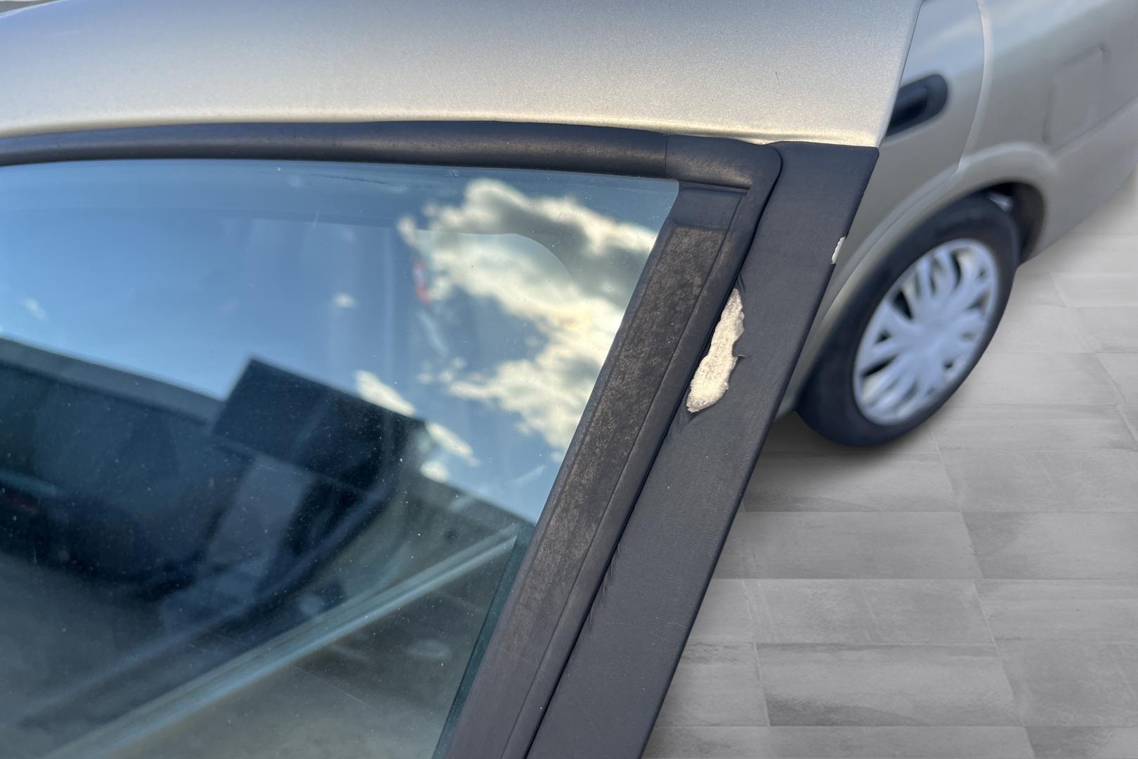NISSAN ALMERA 2004