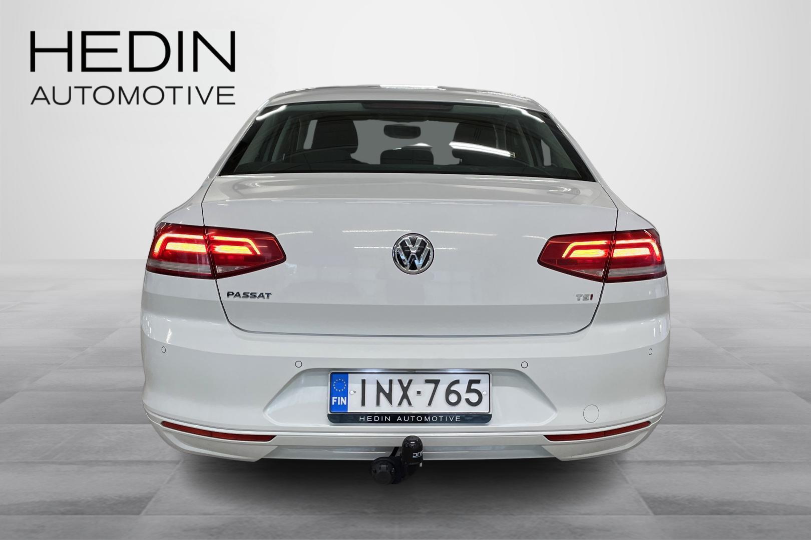 VOLKSWAGEN PASSAT 2018