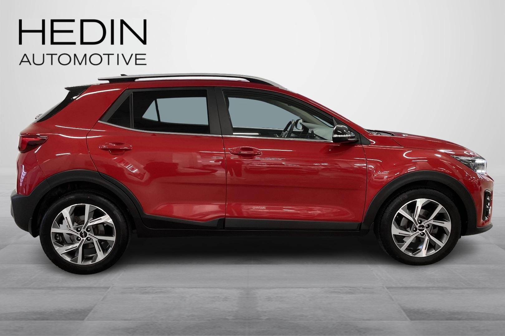 KIA STONIC 6