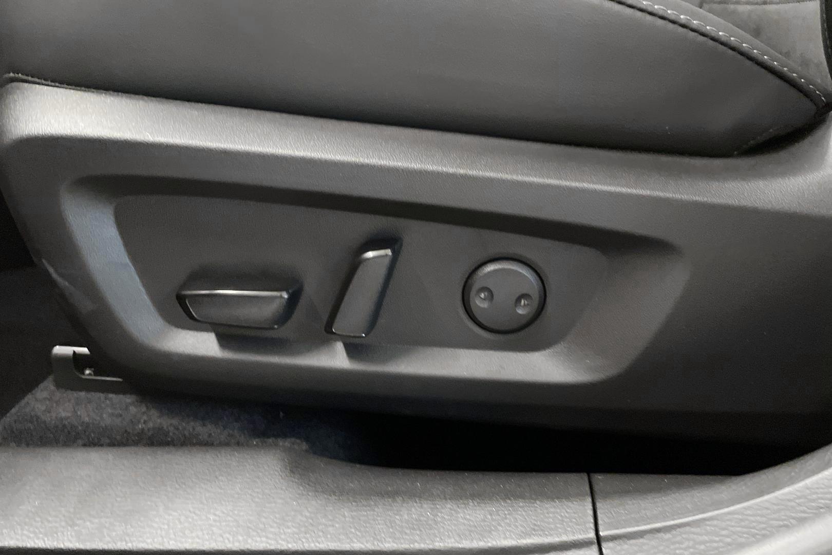 MITSUBISHI OUTLANDER 2025