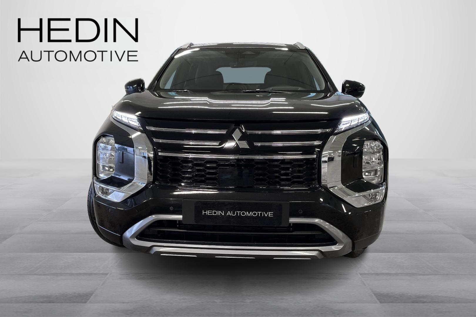 MITSUBISHI OUTLANDER 2025