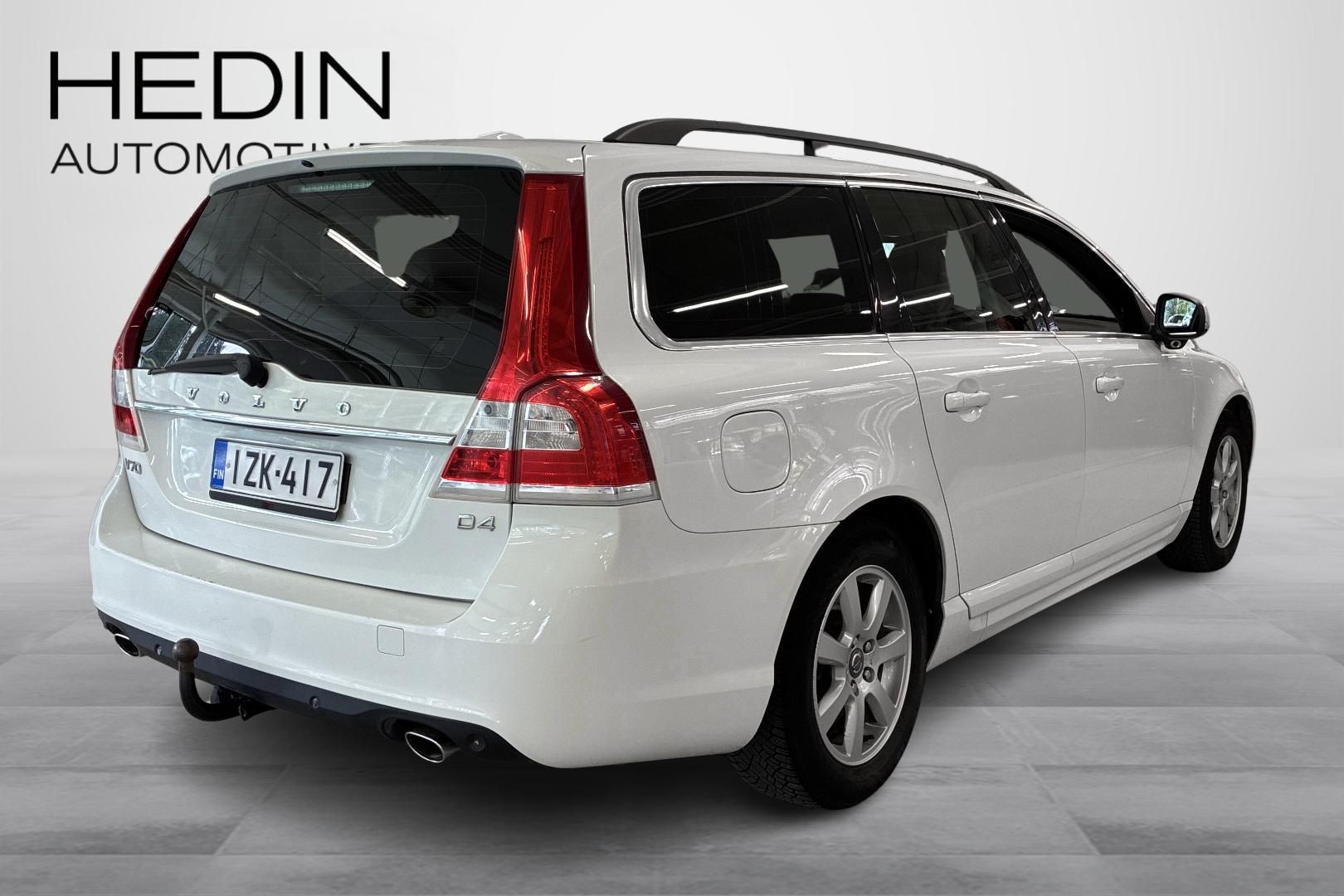 VOLVO V70 2014