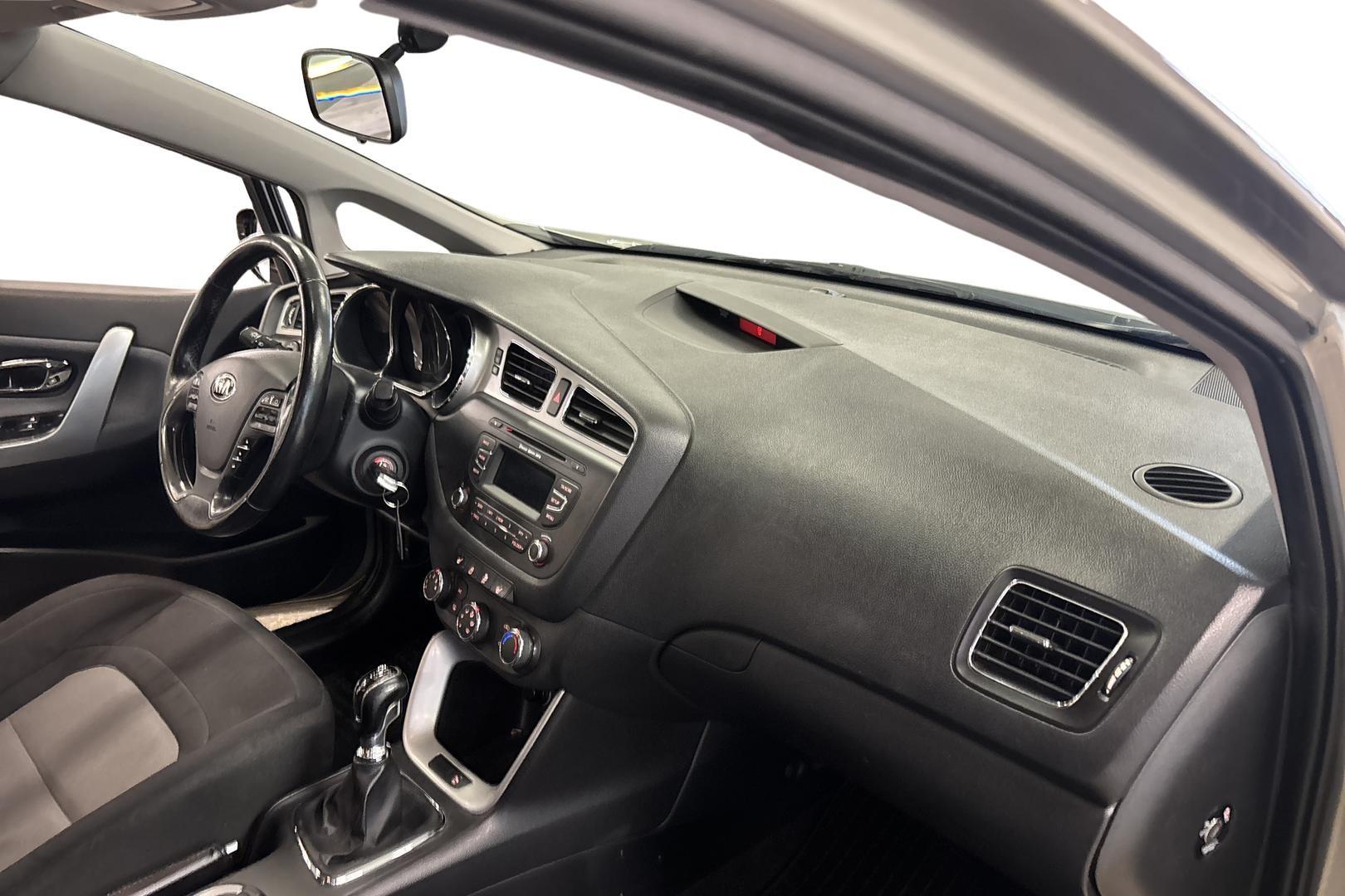 KIA cee'd 2014