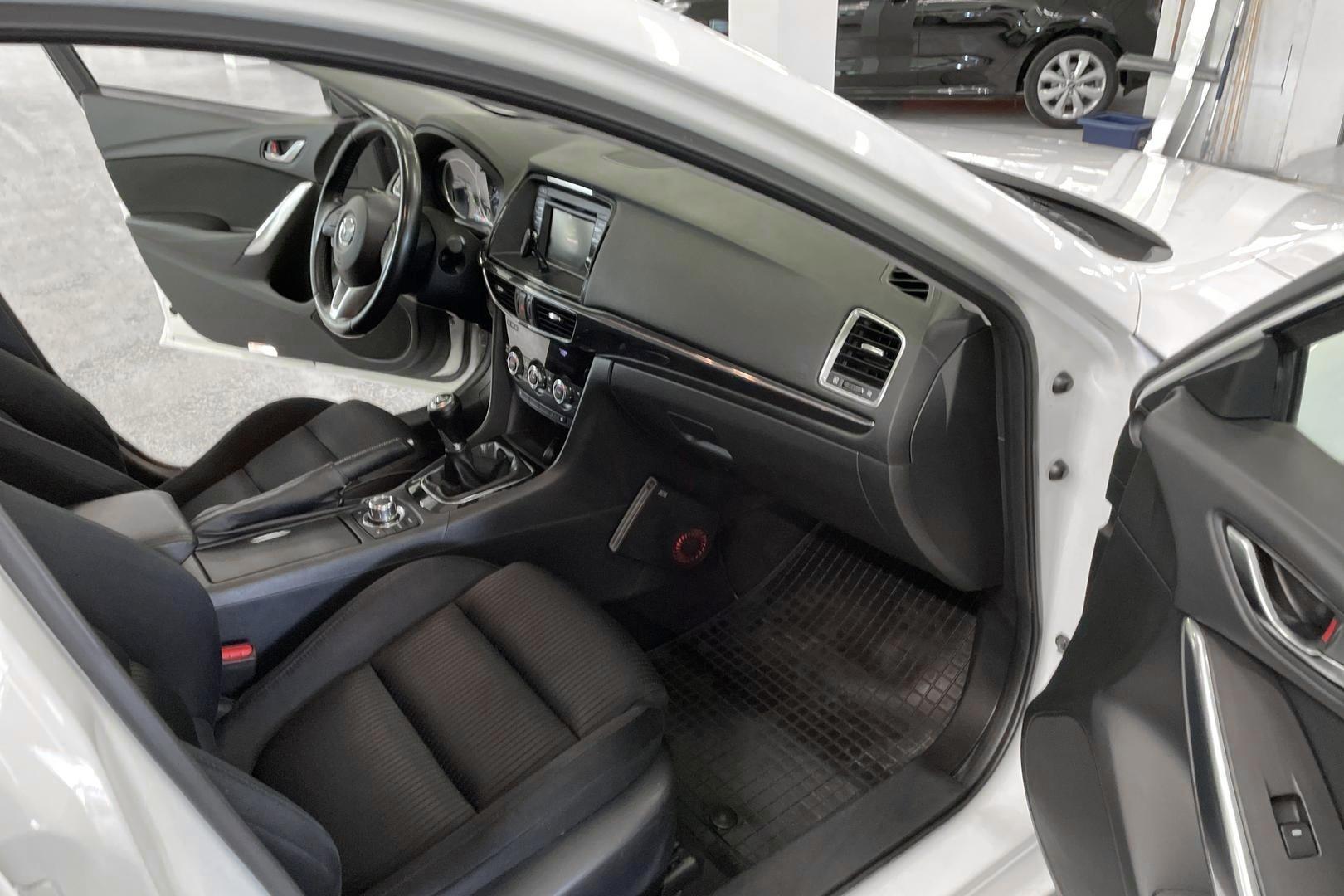 MAZDA Mazda6 2015