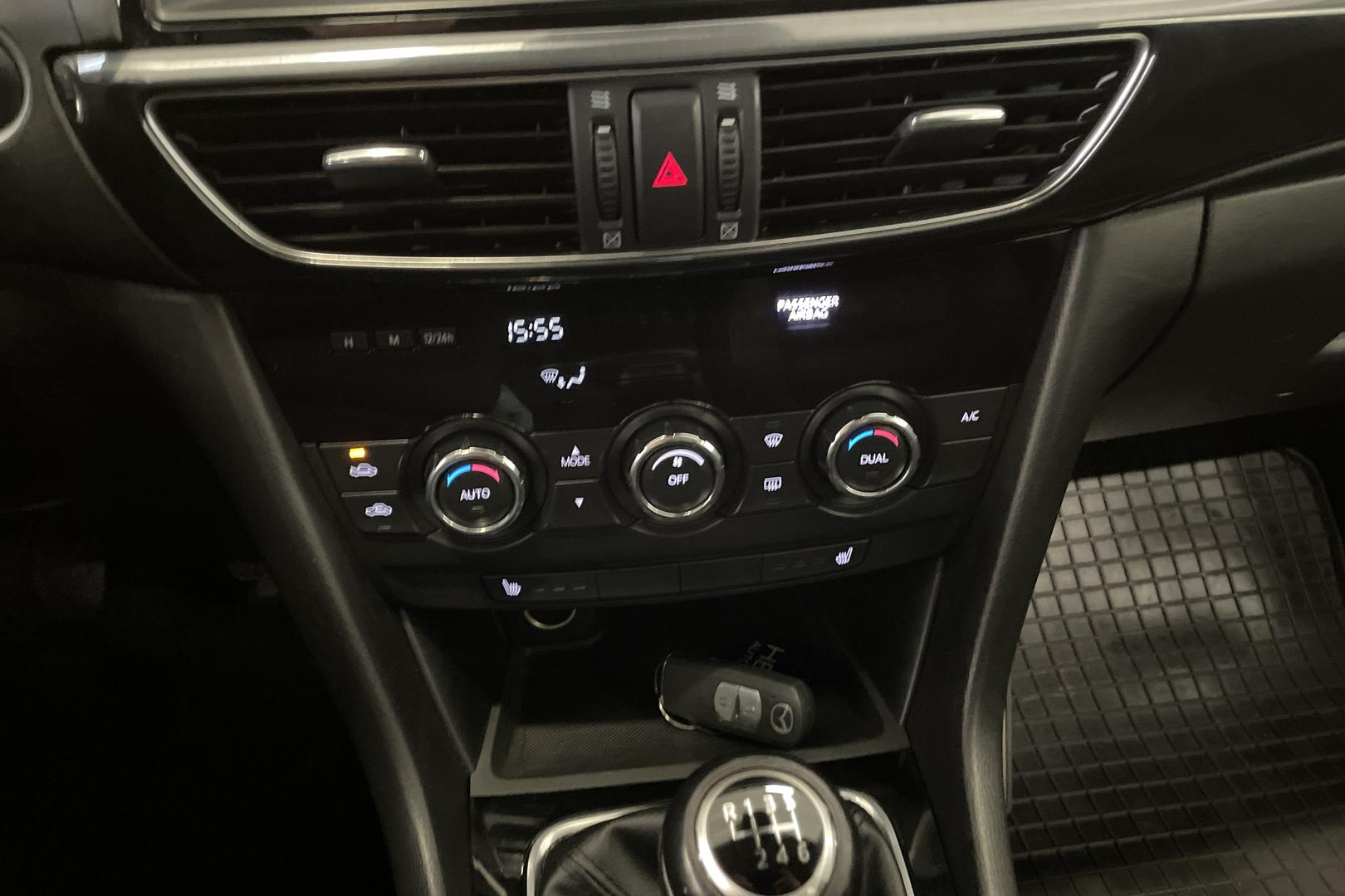 MAZDA Mazda6 2015